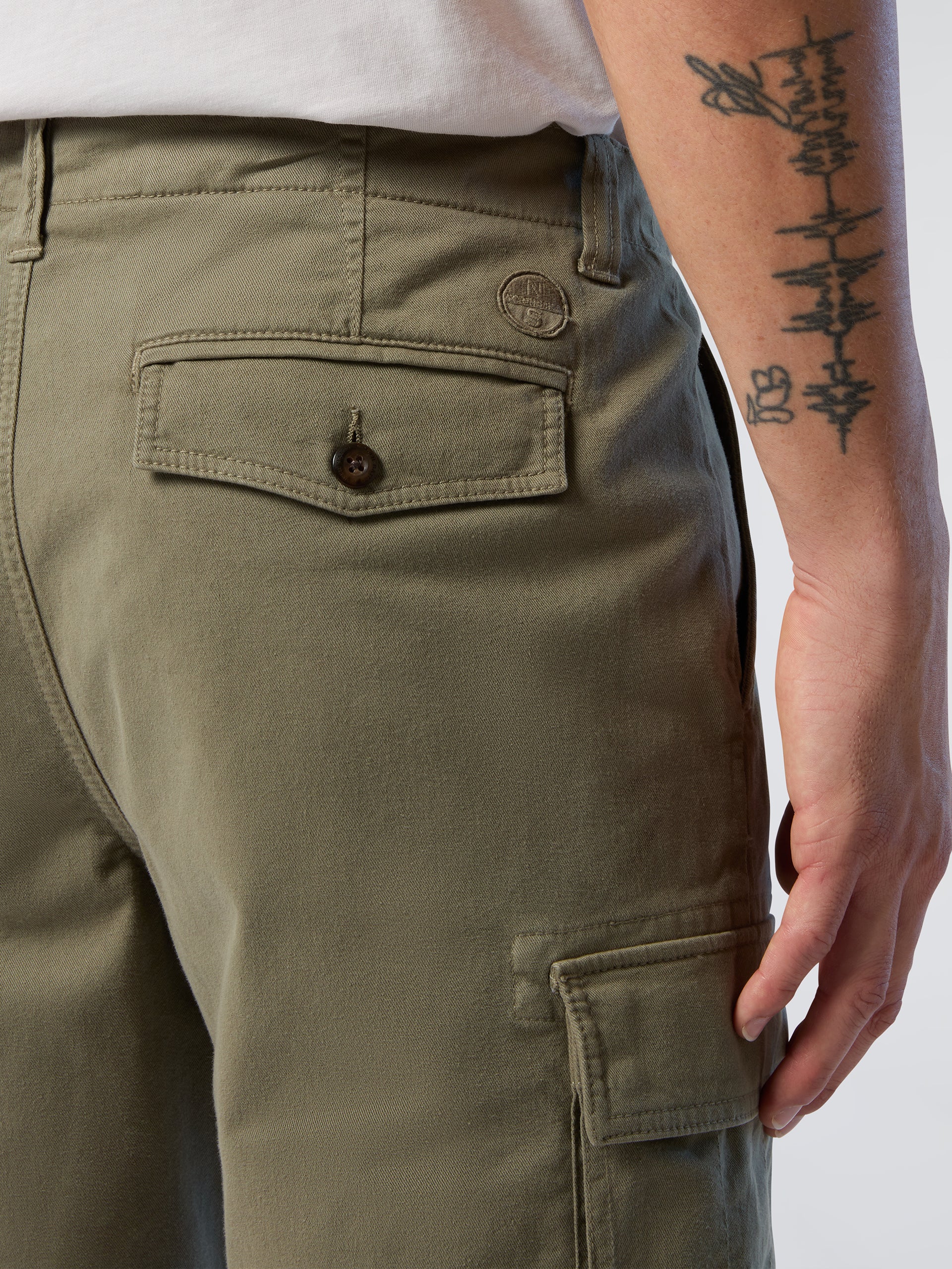 America gabardine cargo shorts - Image 5