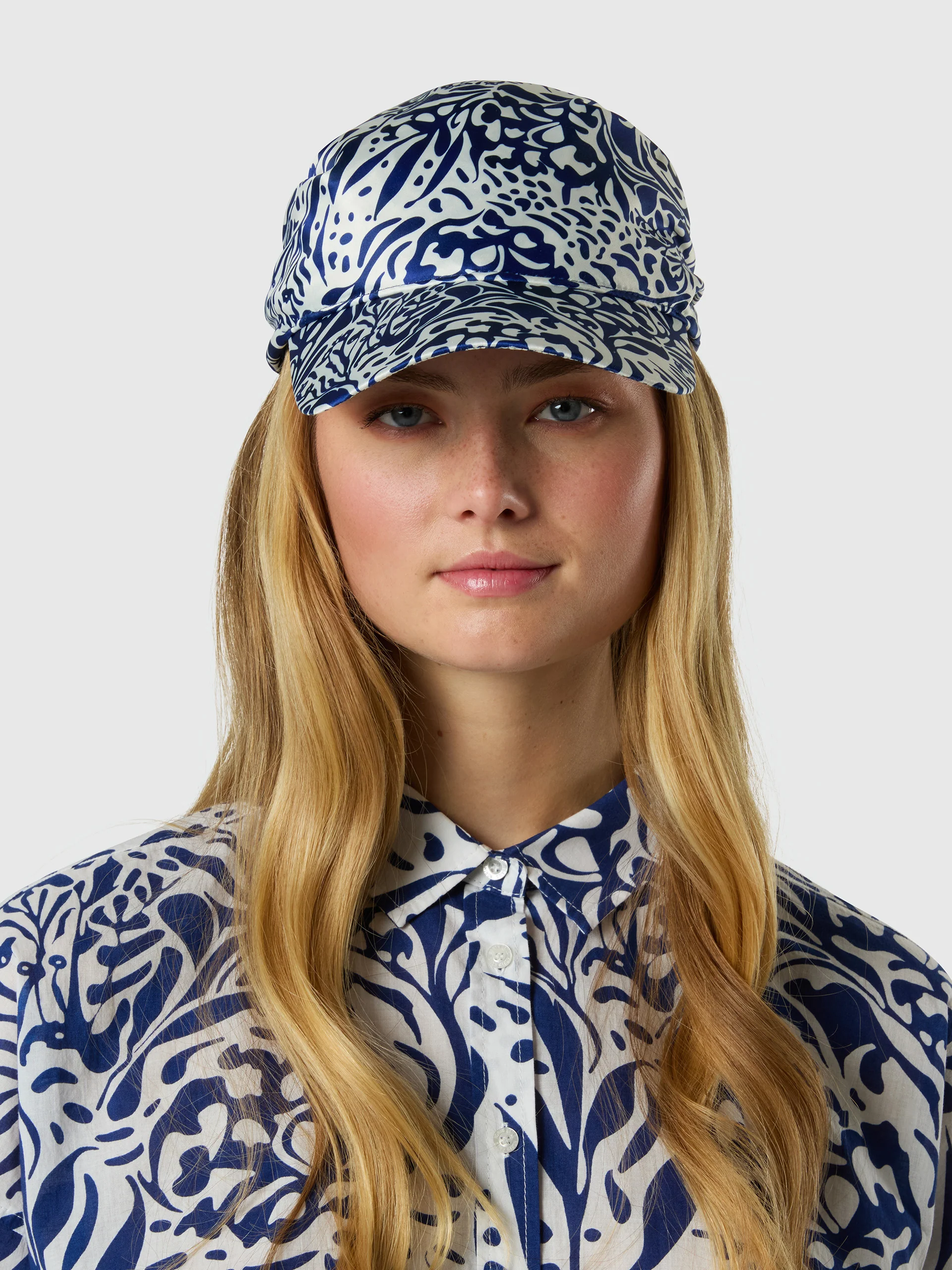 Headscarf cap with coral print - Image 5
