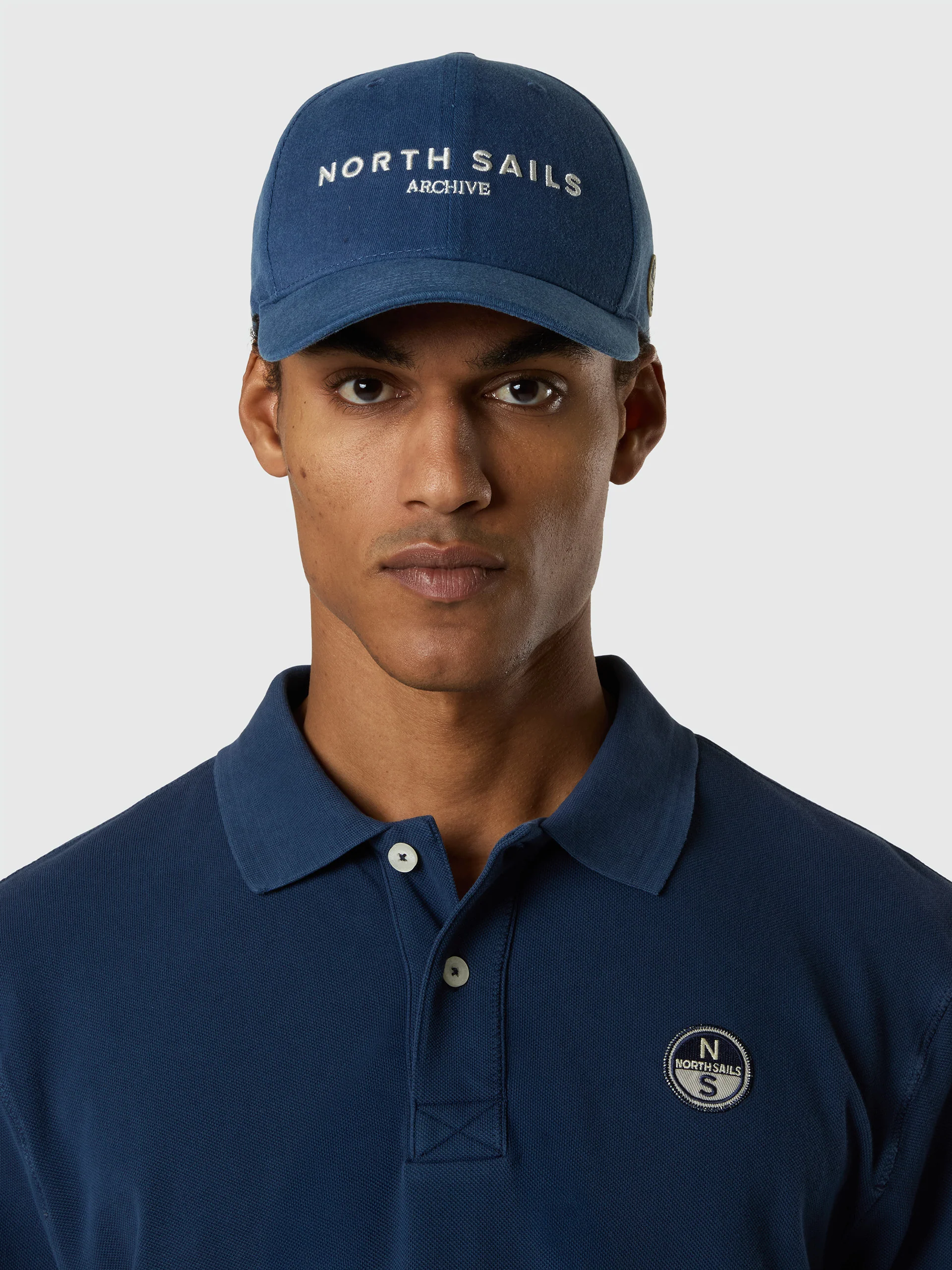 Baseball cap with archive logo - Image 4