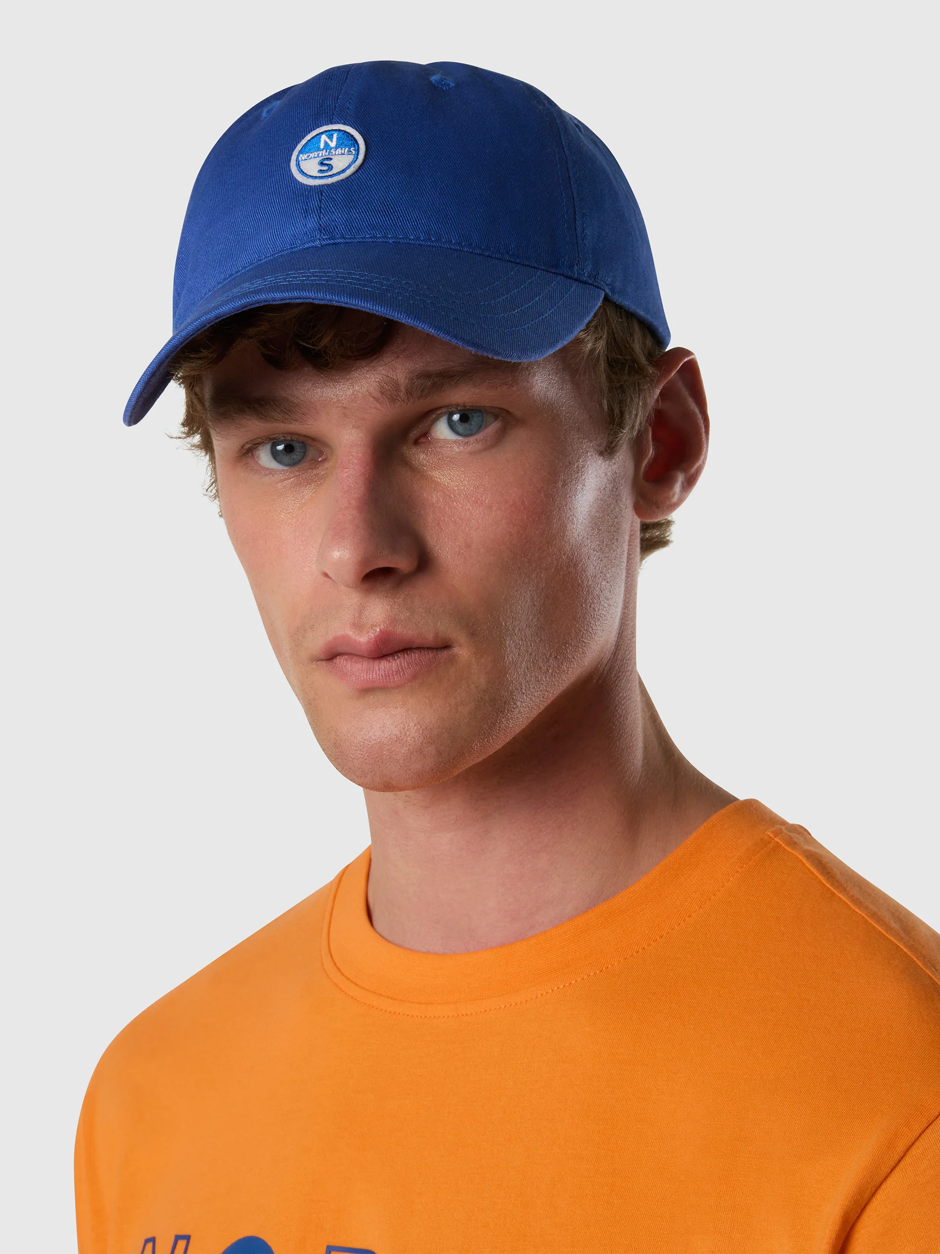 Baseball cap with logo patch - Image 8