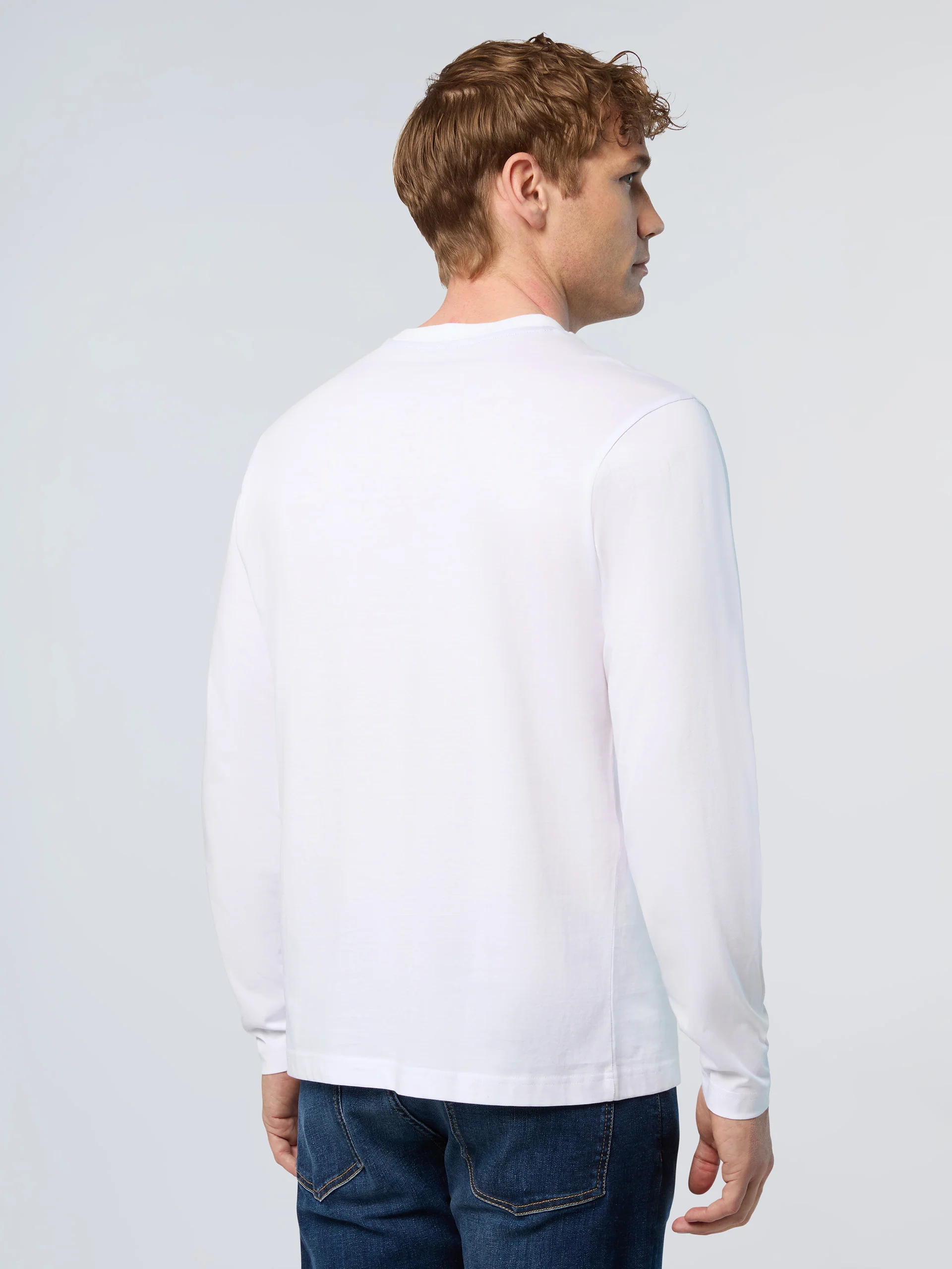 Long-sleeved T-shirt with logo patch - Image 3