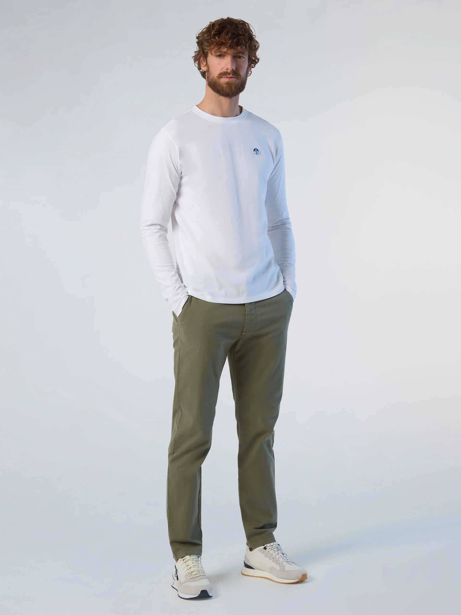 Long-sleeved T-shirt with logo patch - Image 4