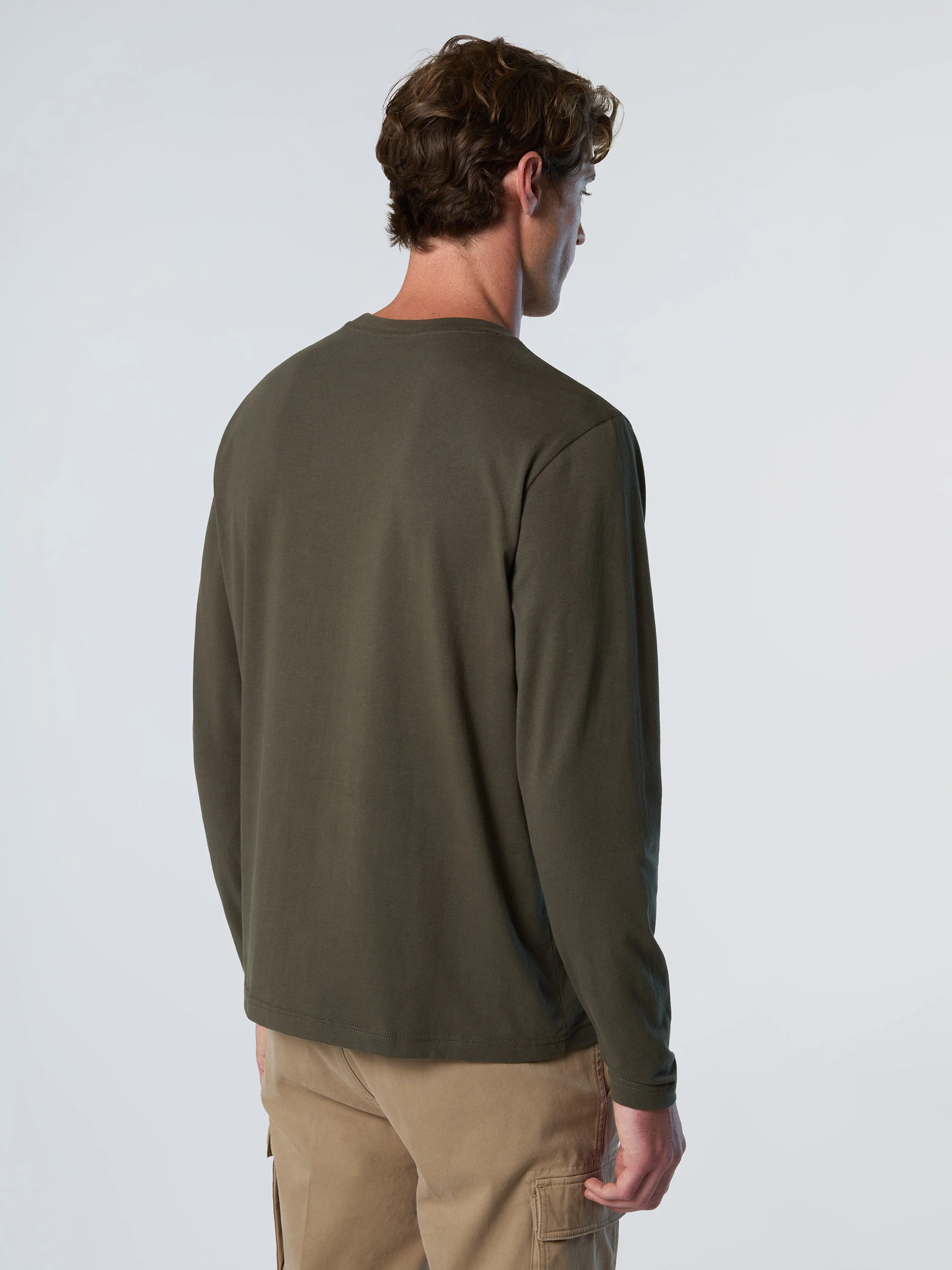 Long-sleeved T-shirt with logo patch - Image 9