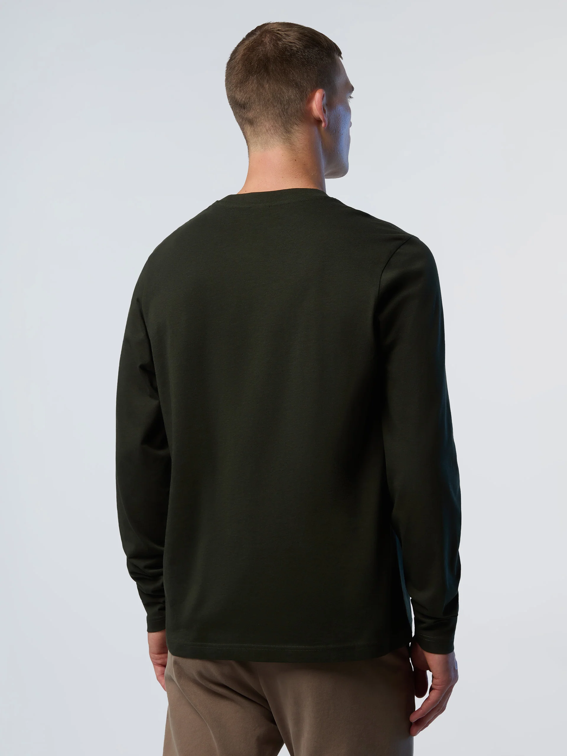 Long-sleeved T-shirt with logo patch - Image 18