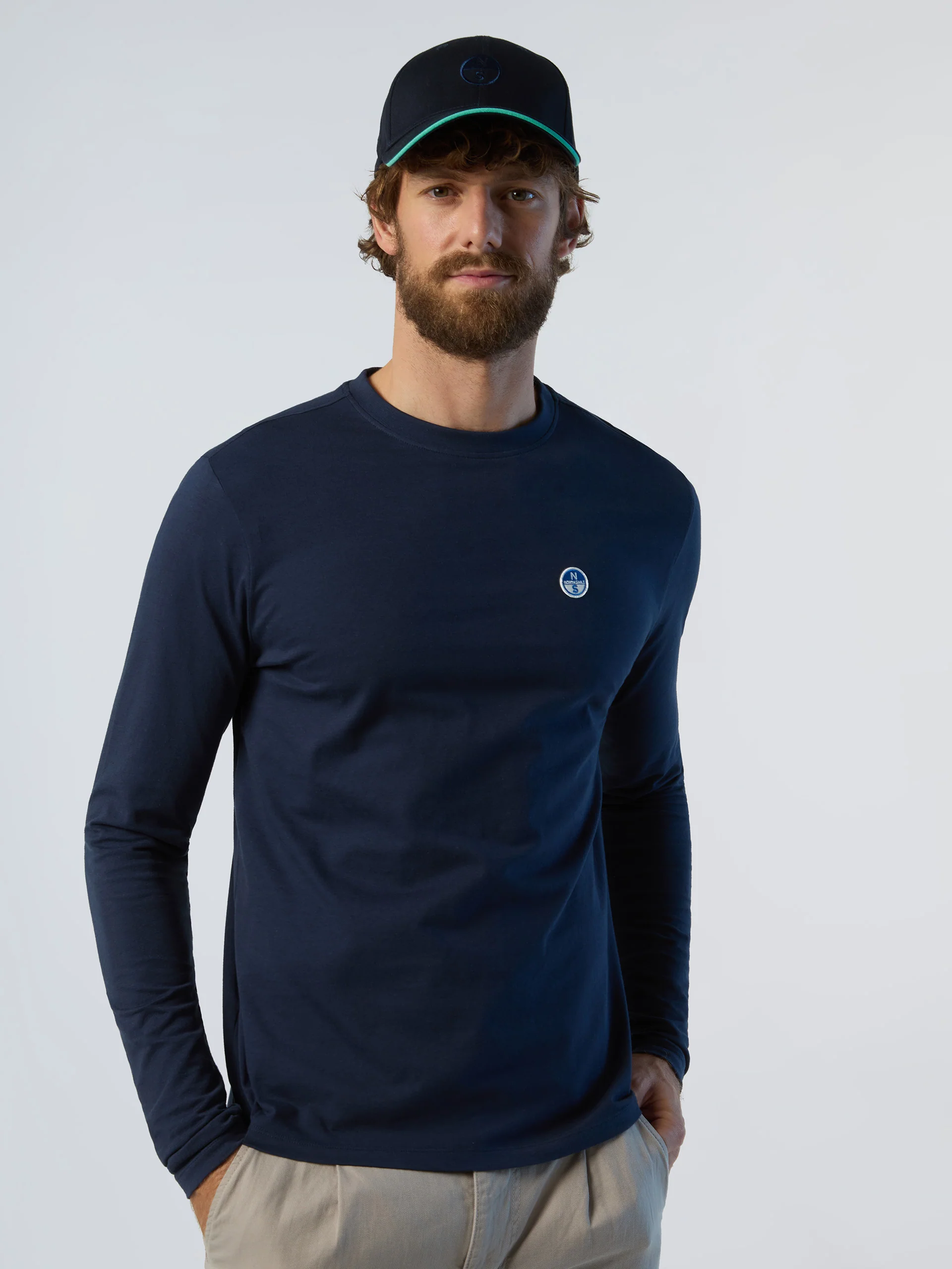 Long-sleeved T-shirt with logo patch - Image 7
