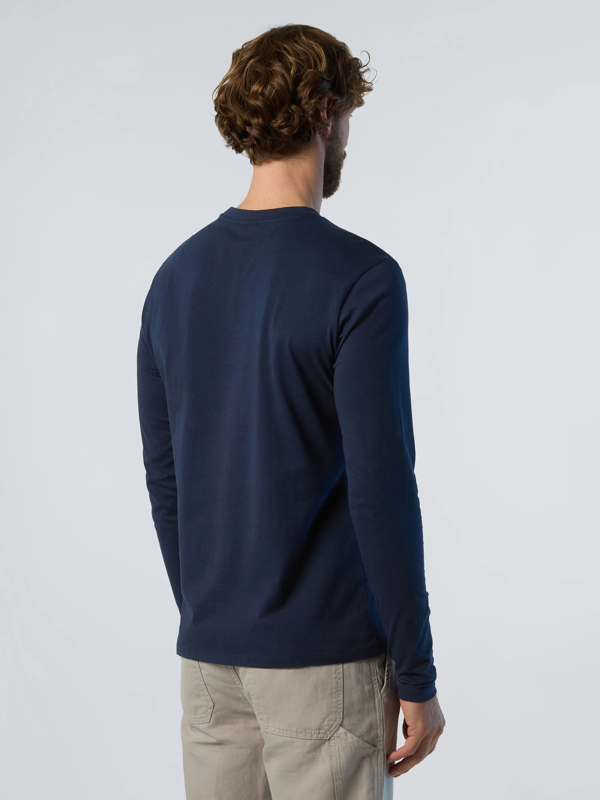 Long-sleeved T-shirt with logo patch - Image 8