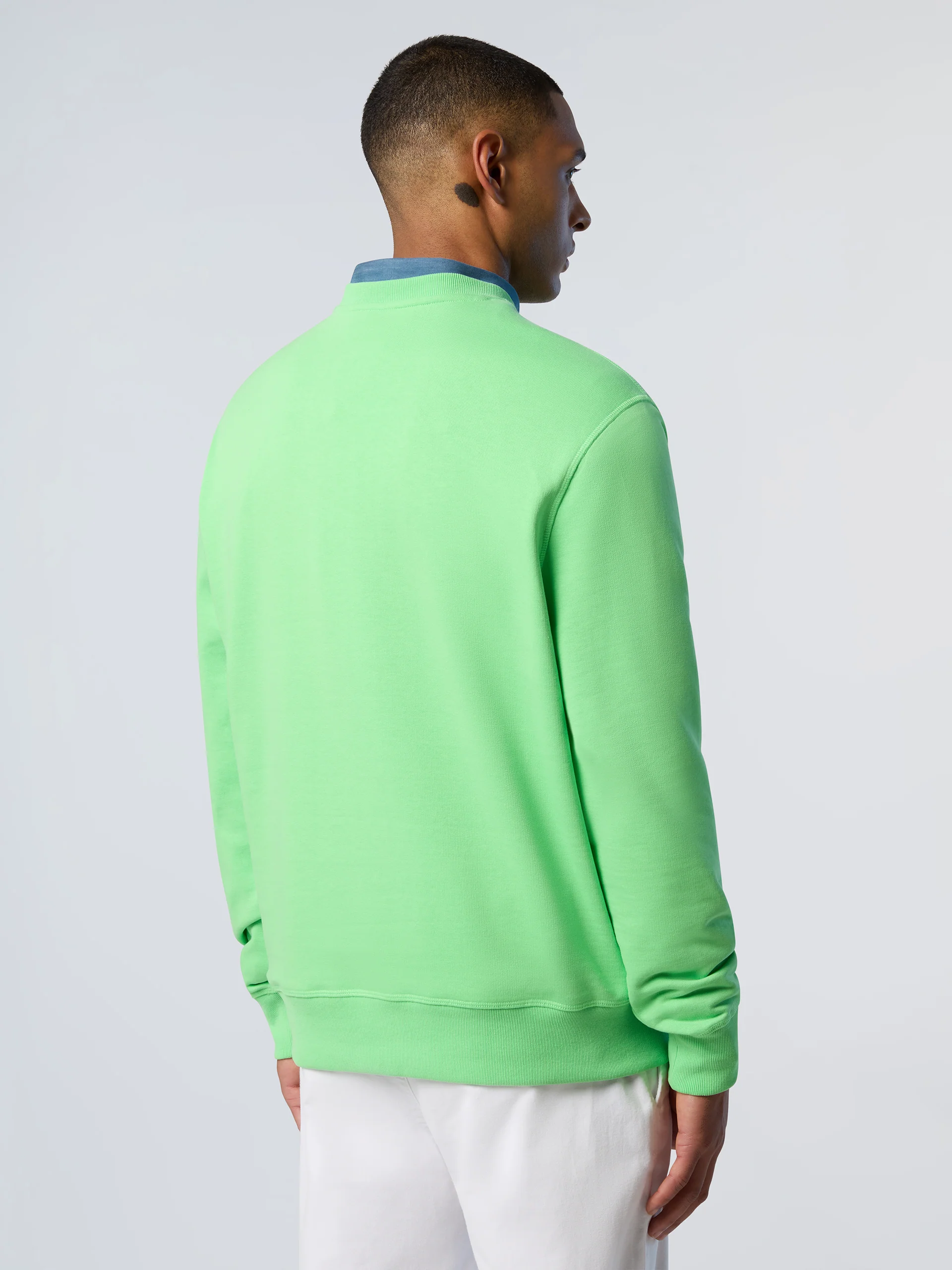 Sweatshirt with logo patch - Image 15
