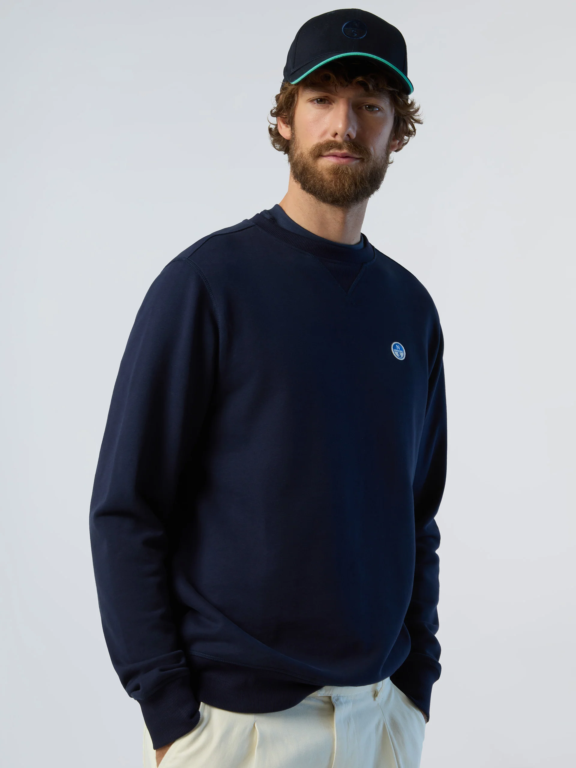 Sweatshirt with logo patch - Image 19