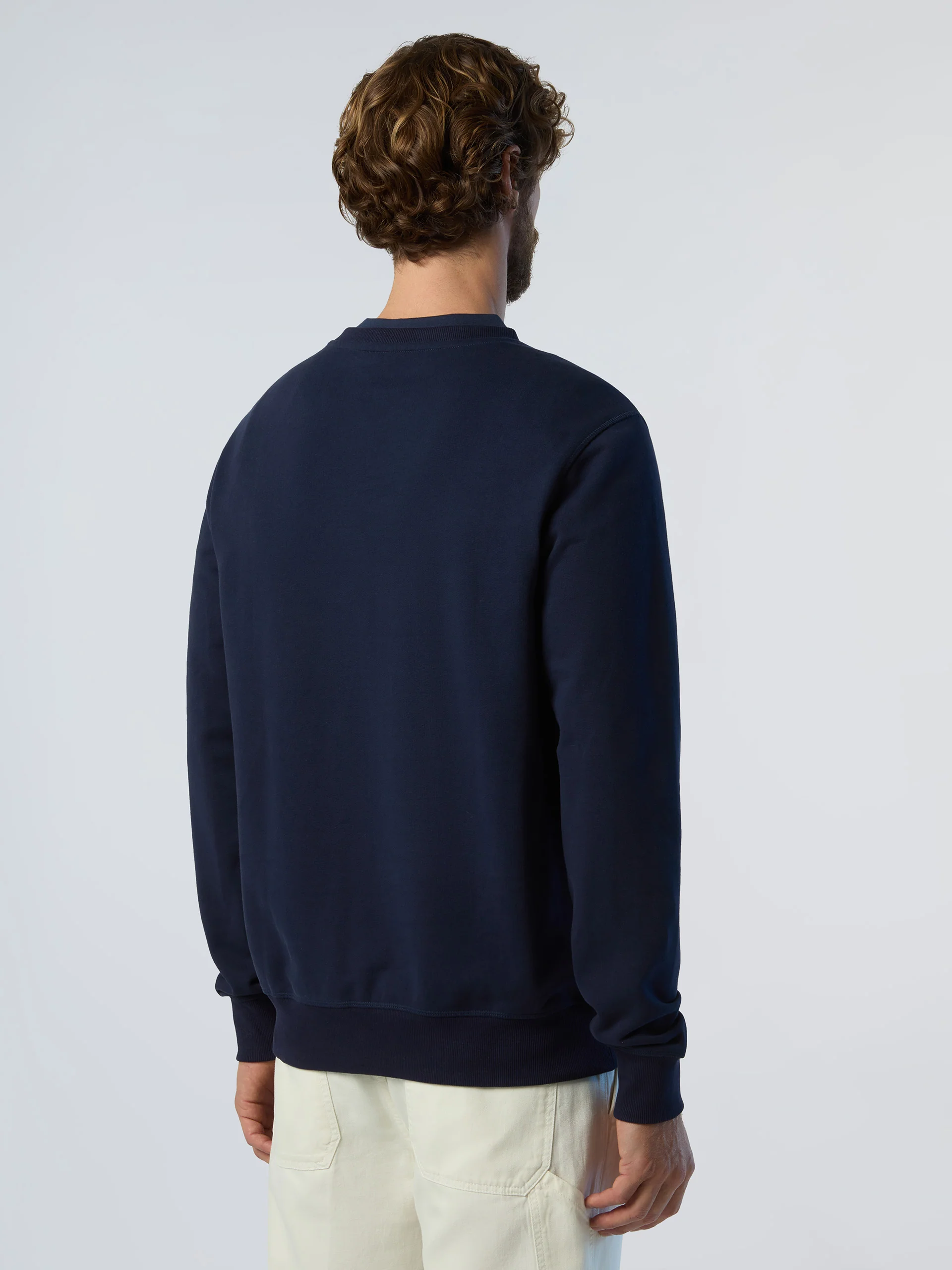 Sweatshirt with logo patch - Image 20