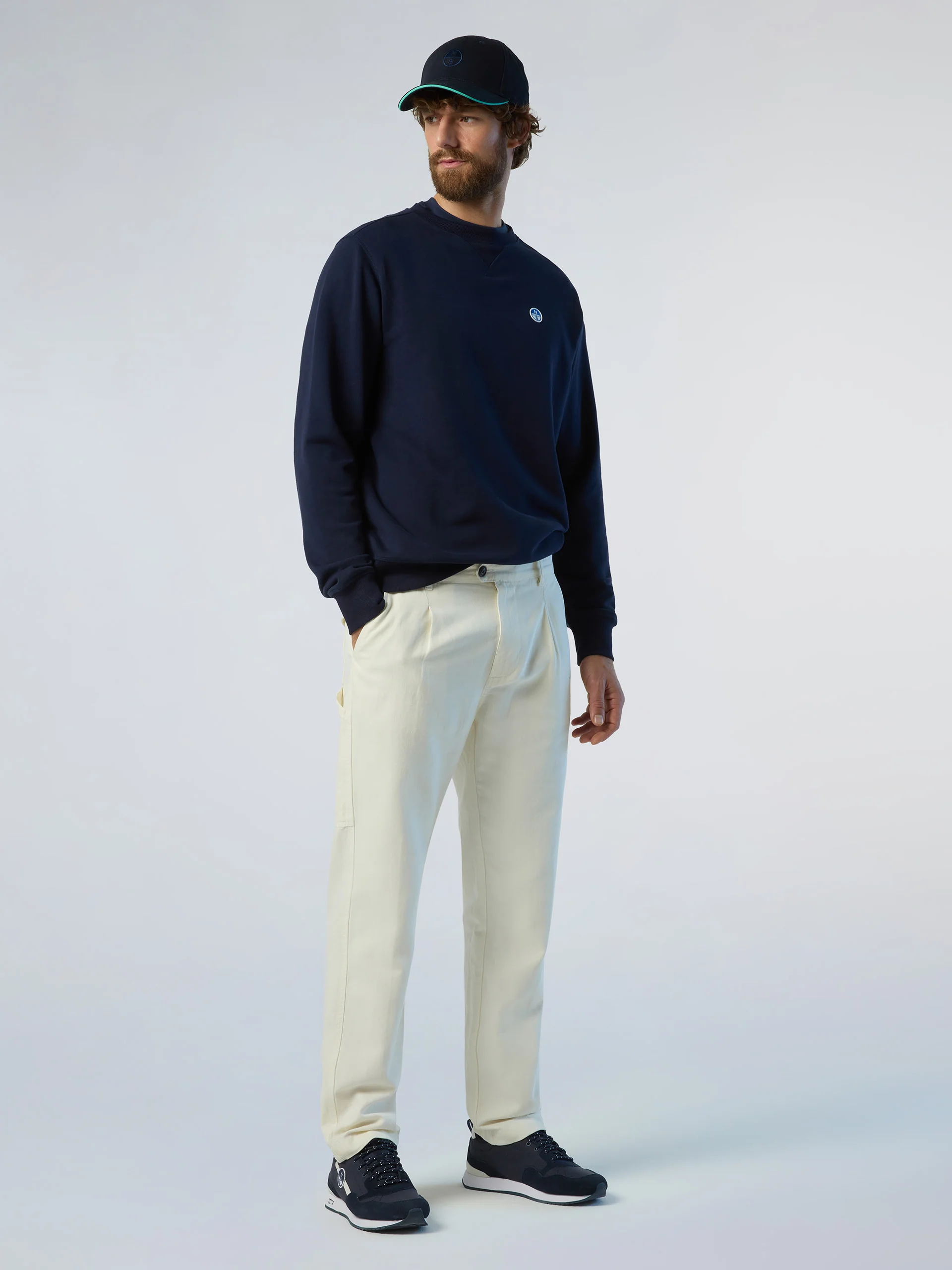 Sweatshirt with logo patch - Image 21