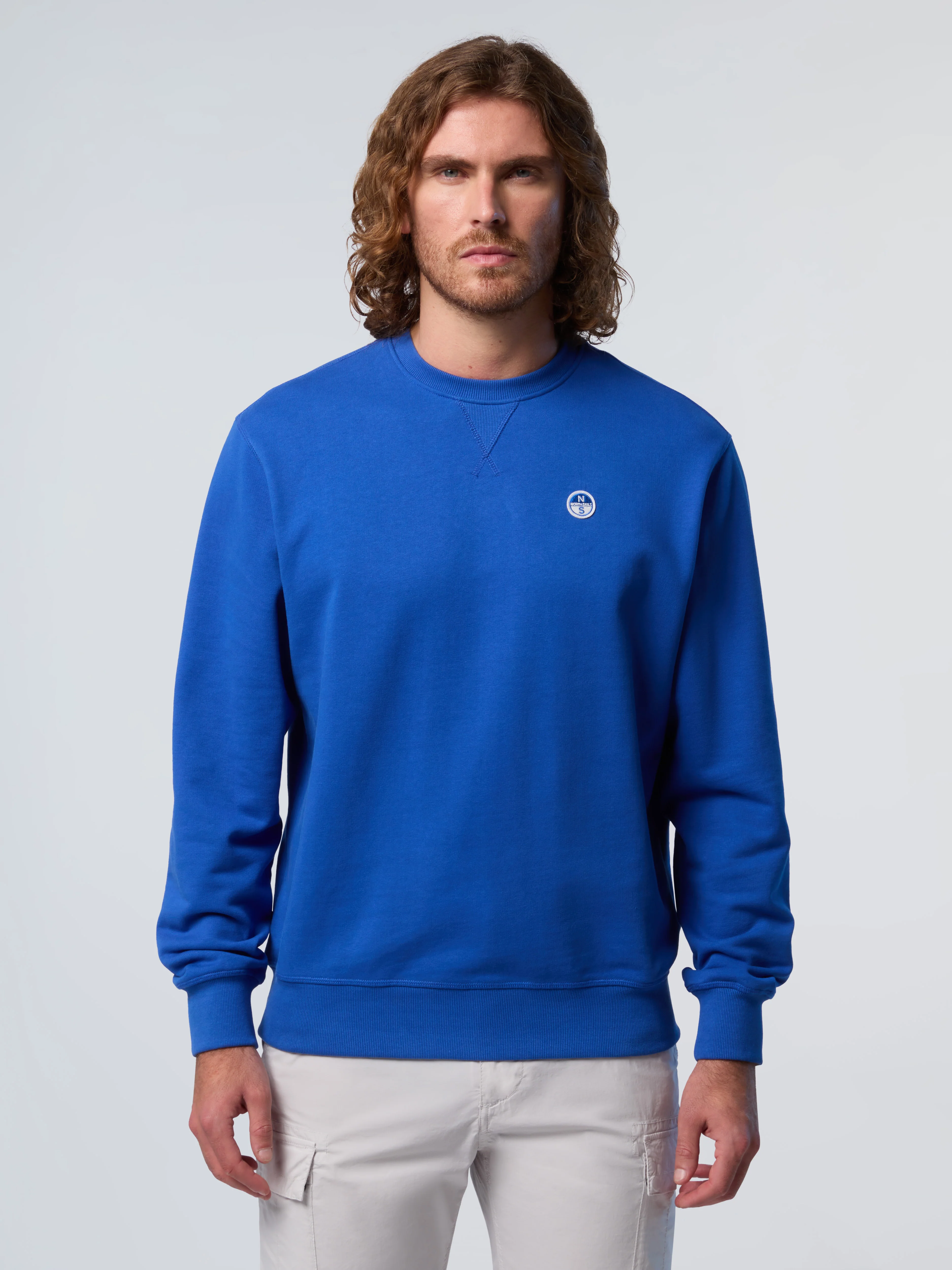 Sweatshirt with logo patch - Image 23