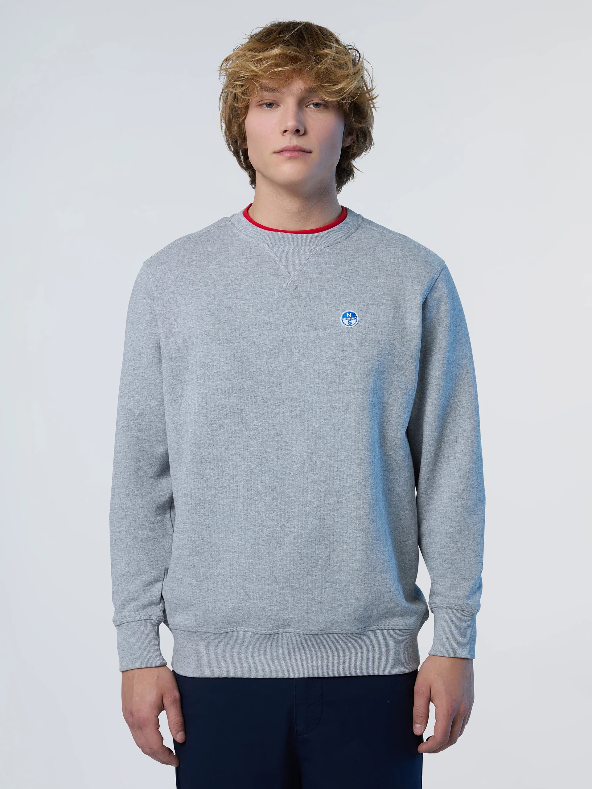 Sweatshirt with logo patch - Image 29
