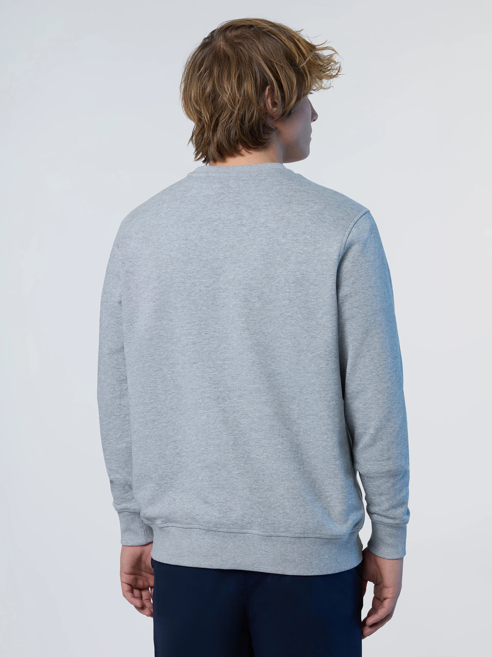 Sweatshirt with logo patch - Image 31