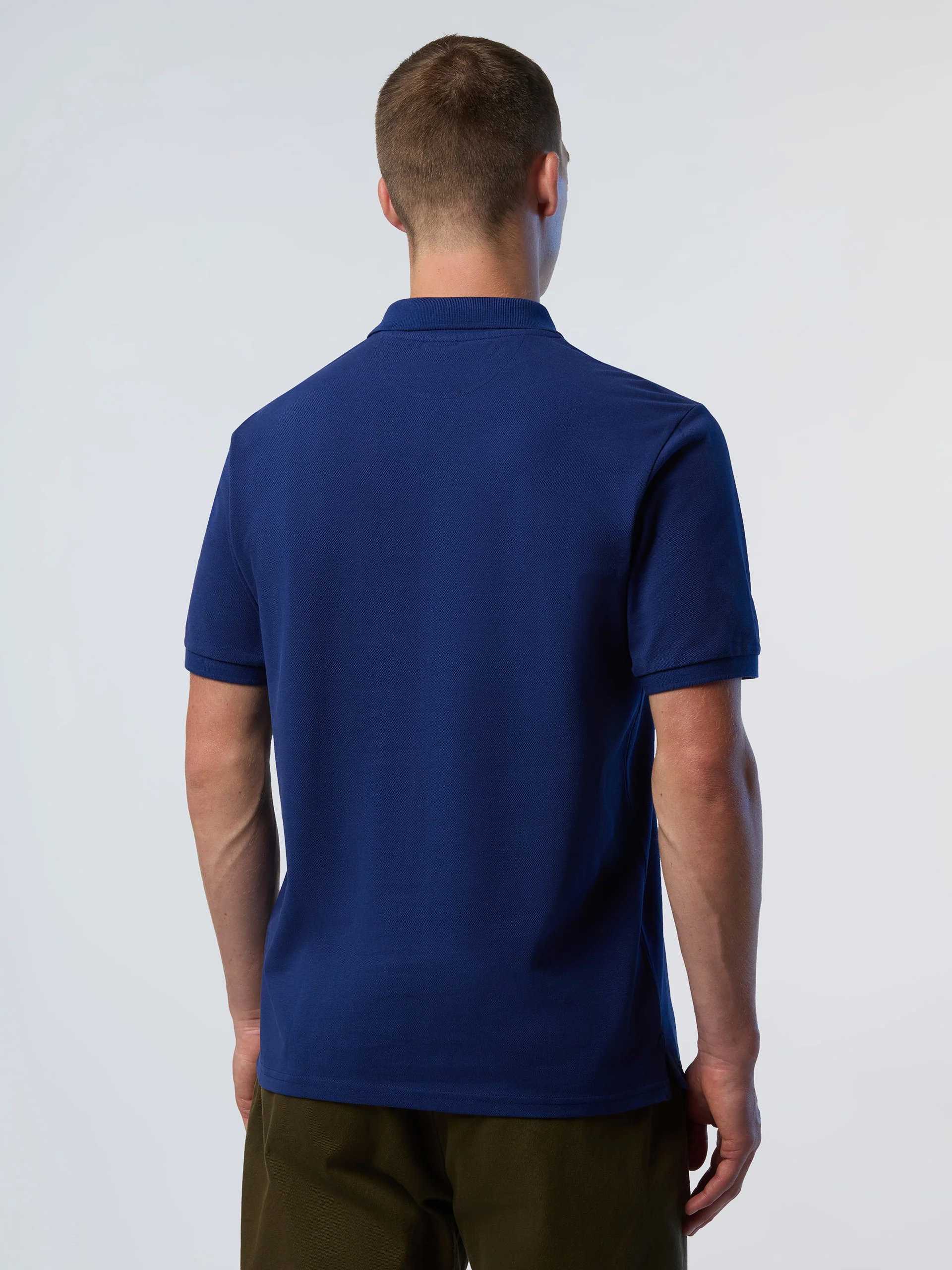 Polo shirt with logo patch - Image 4