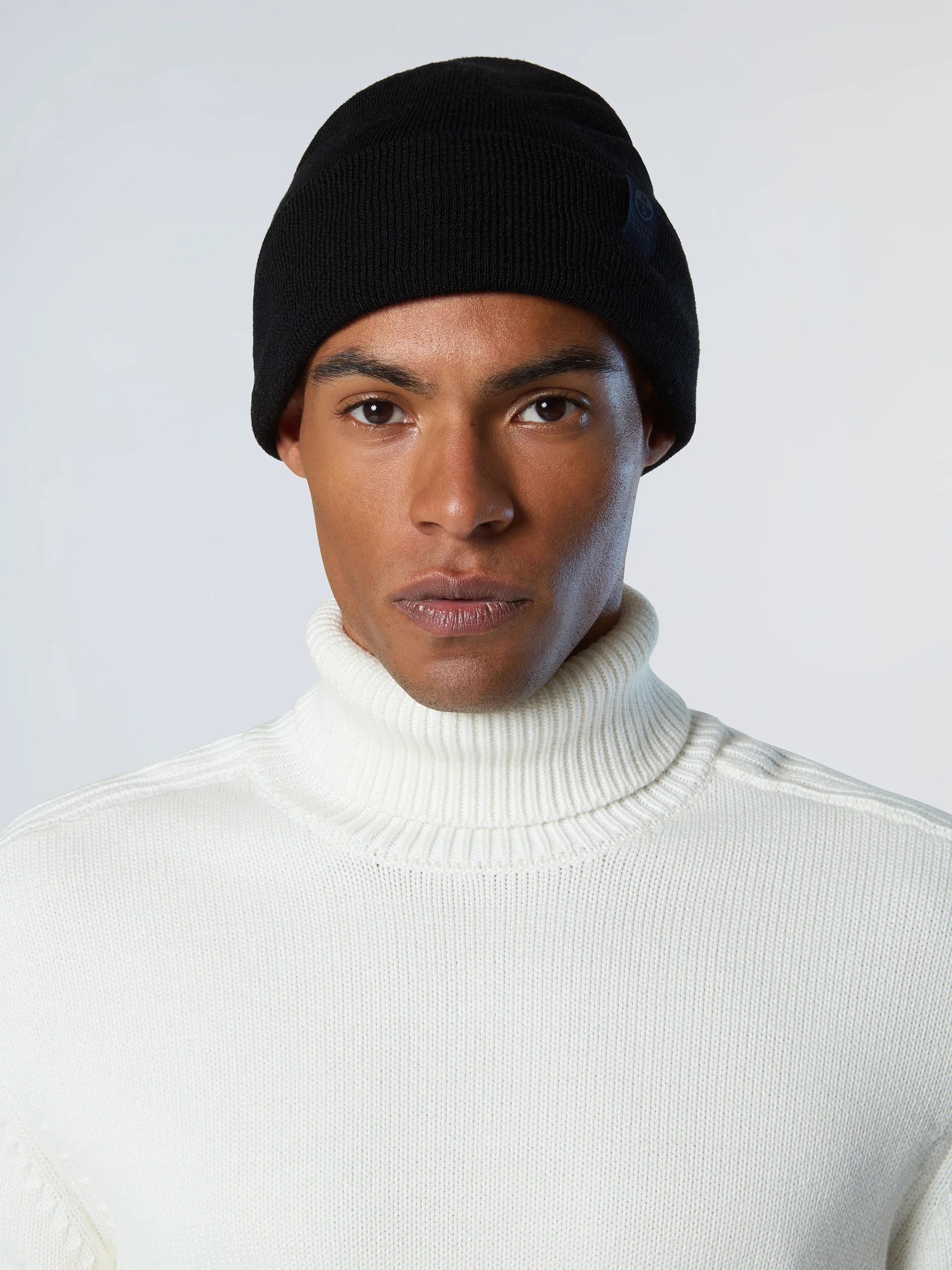 Fine-knit beanie with turn-up - Image 9