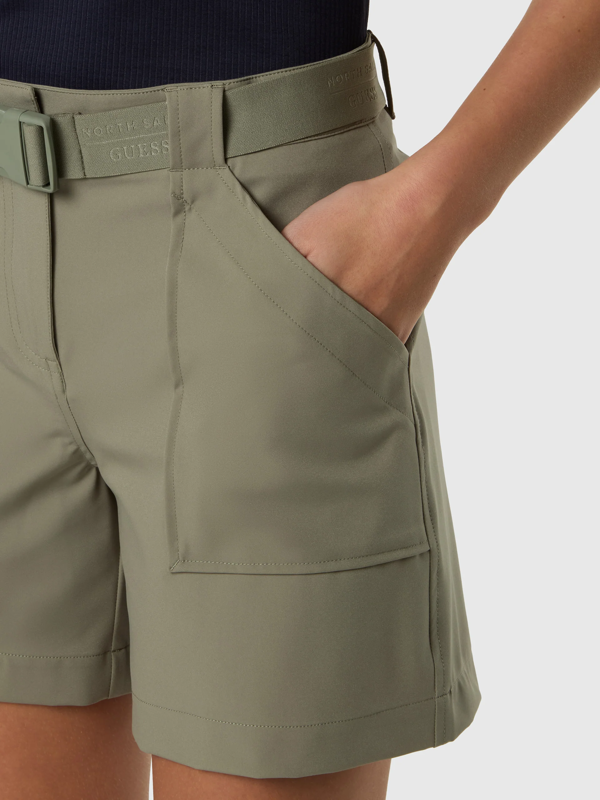 GUESS X NORTH SAILS CARPENTER SHORTS - Image 5