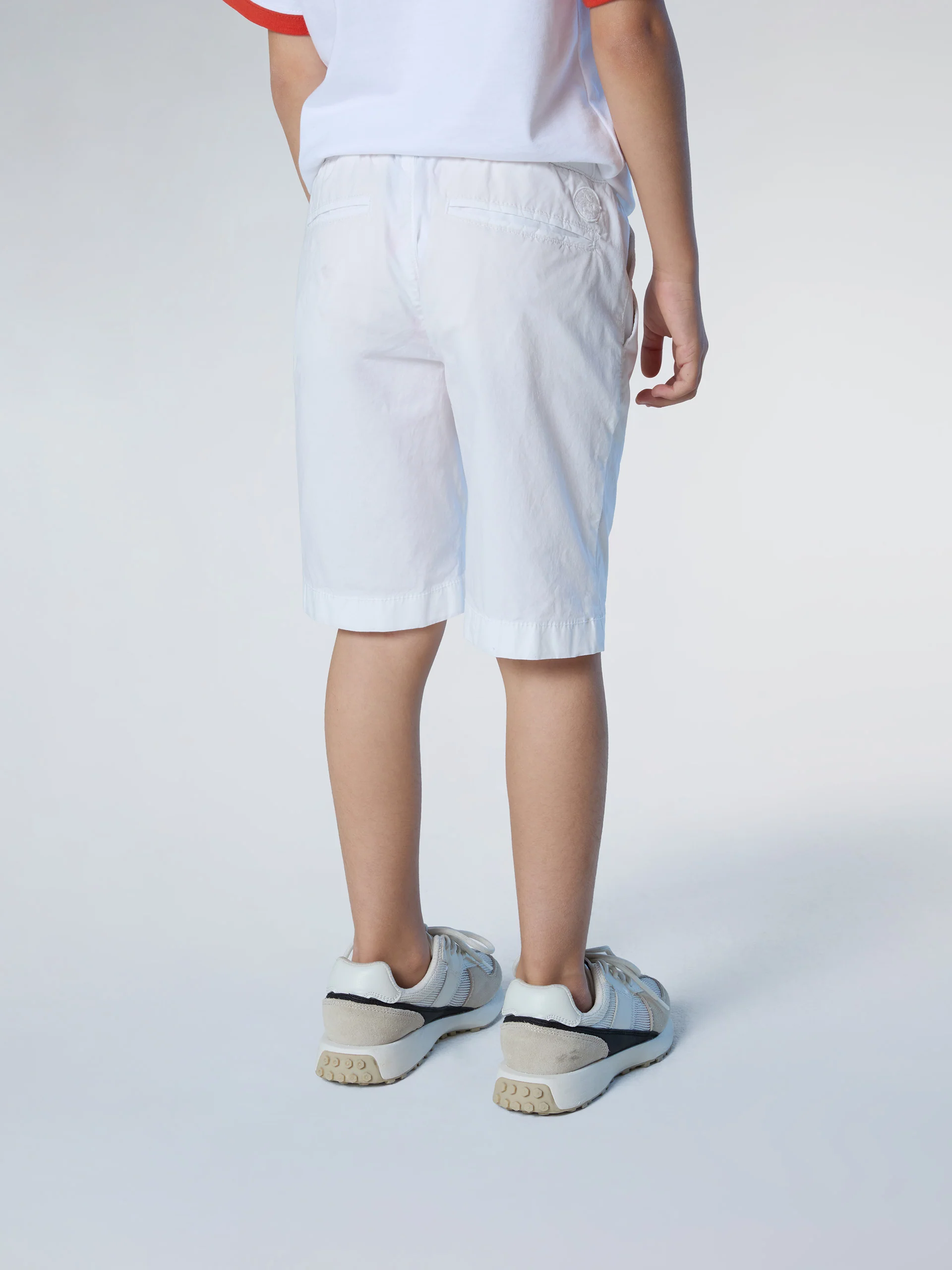 Chino shorts with elasticated waist - Image 3