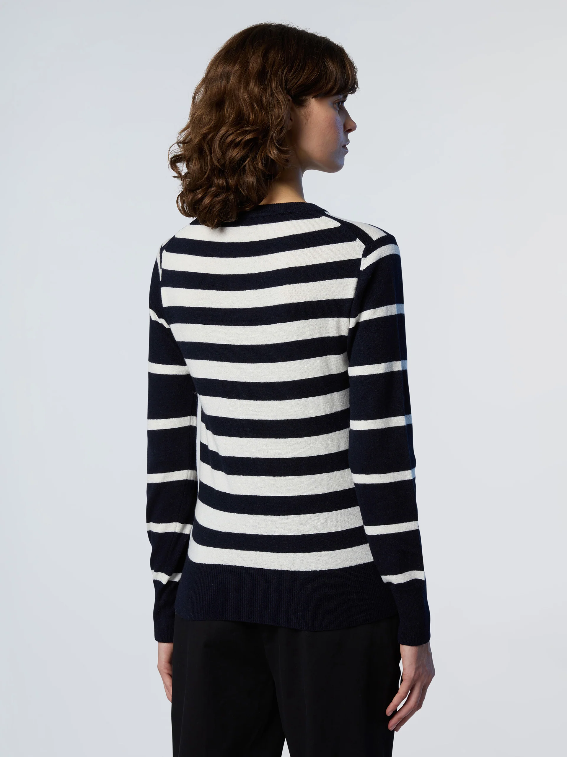 Cashmere crew-neck sweater - Image 10