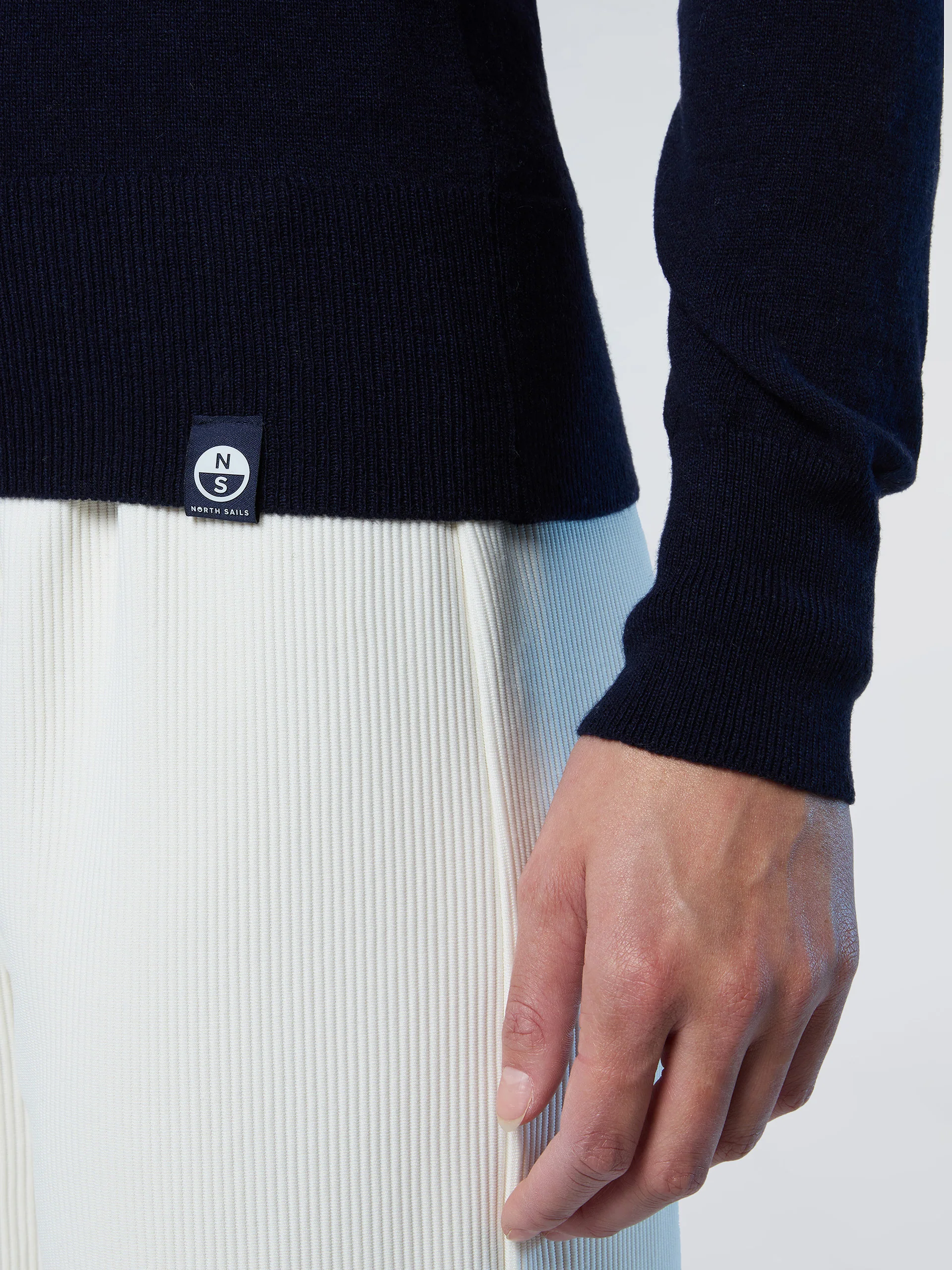 Cashmere crew-neck sweater - Image 6
