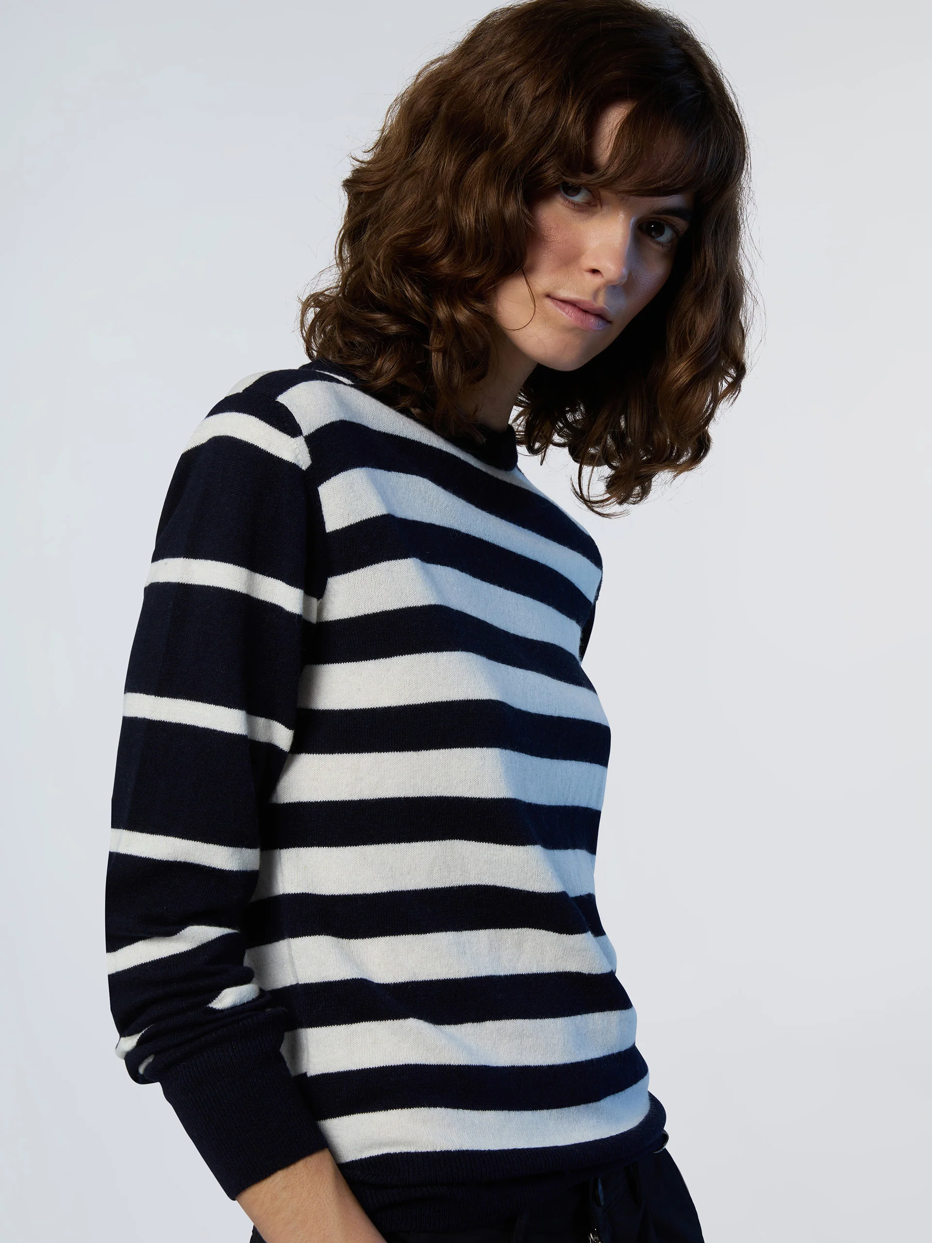 Cashmere crew-neck sweater - Image 8