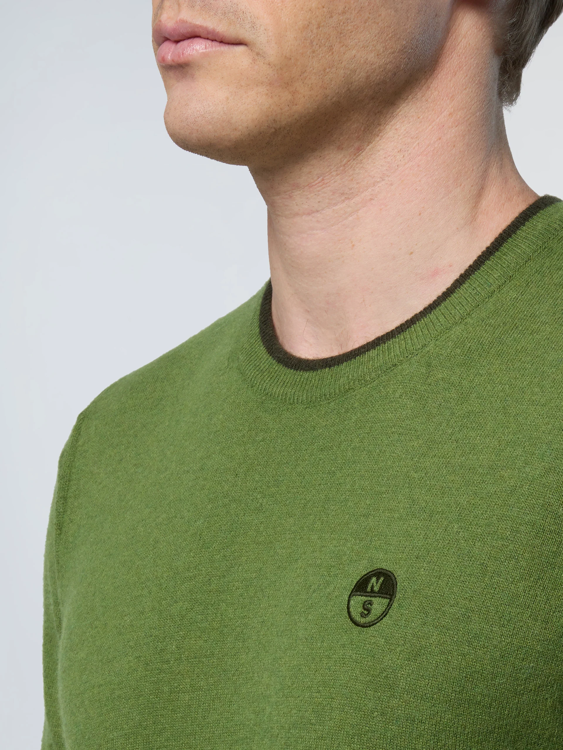 Cashmere crew-neck sweater - Image 19