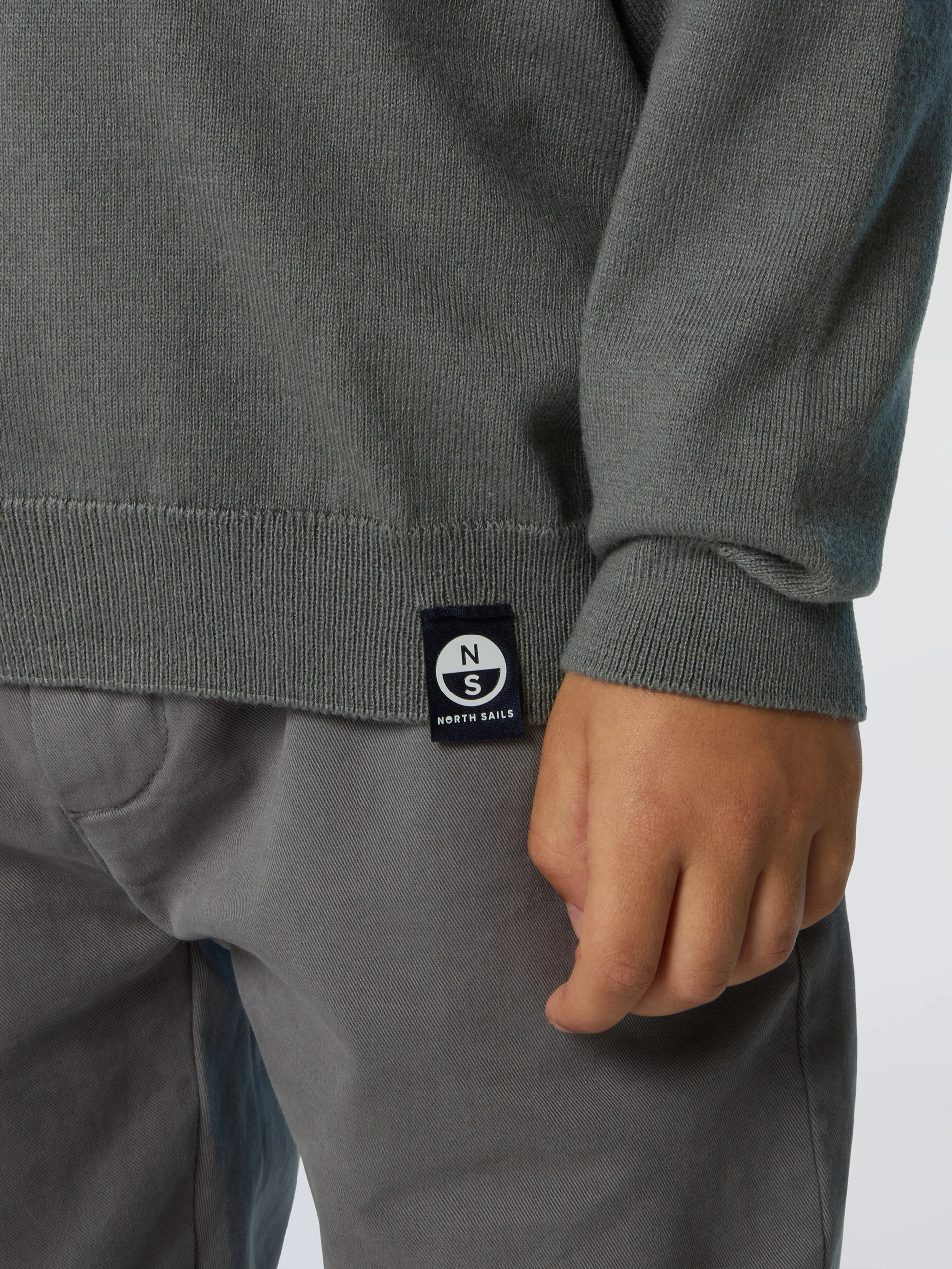 Crew-neck sweater with embroidery - Image 7