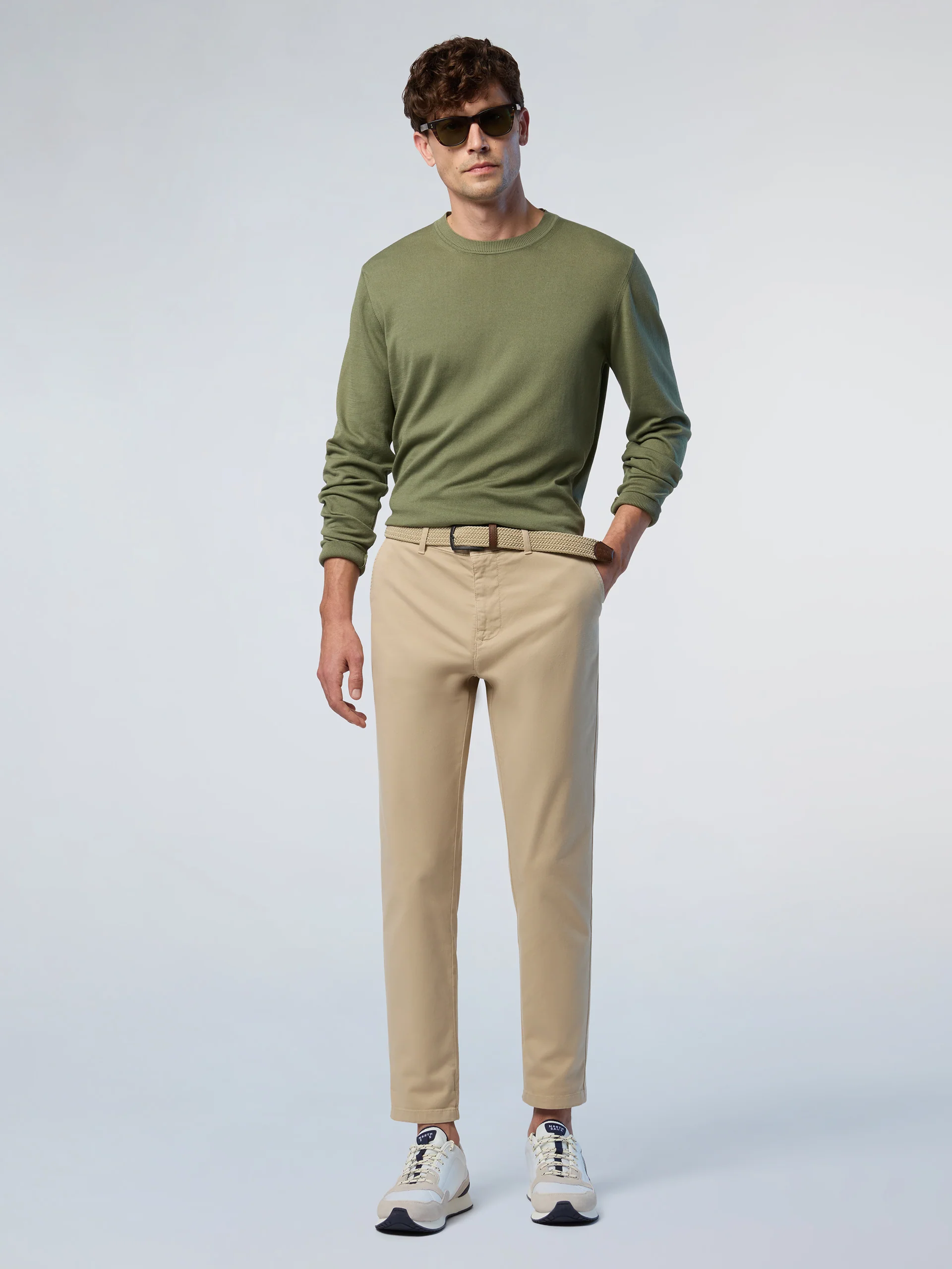 Crew-neck sweater with logo label - Image 11