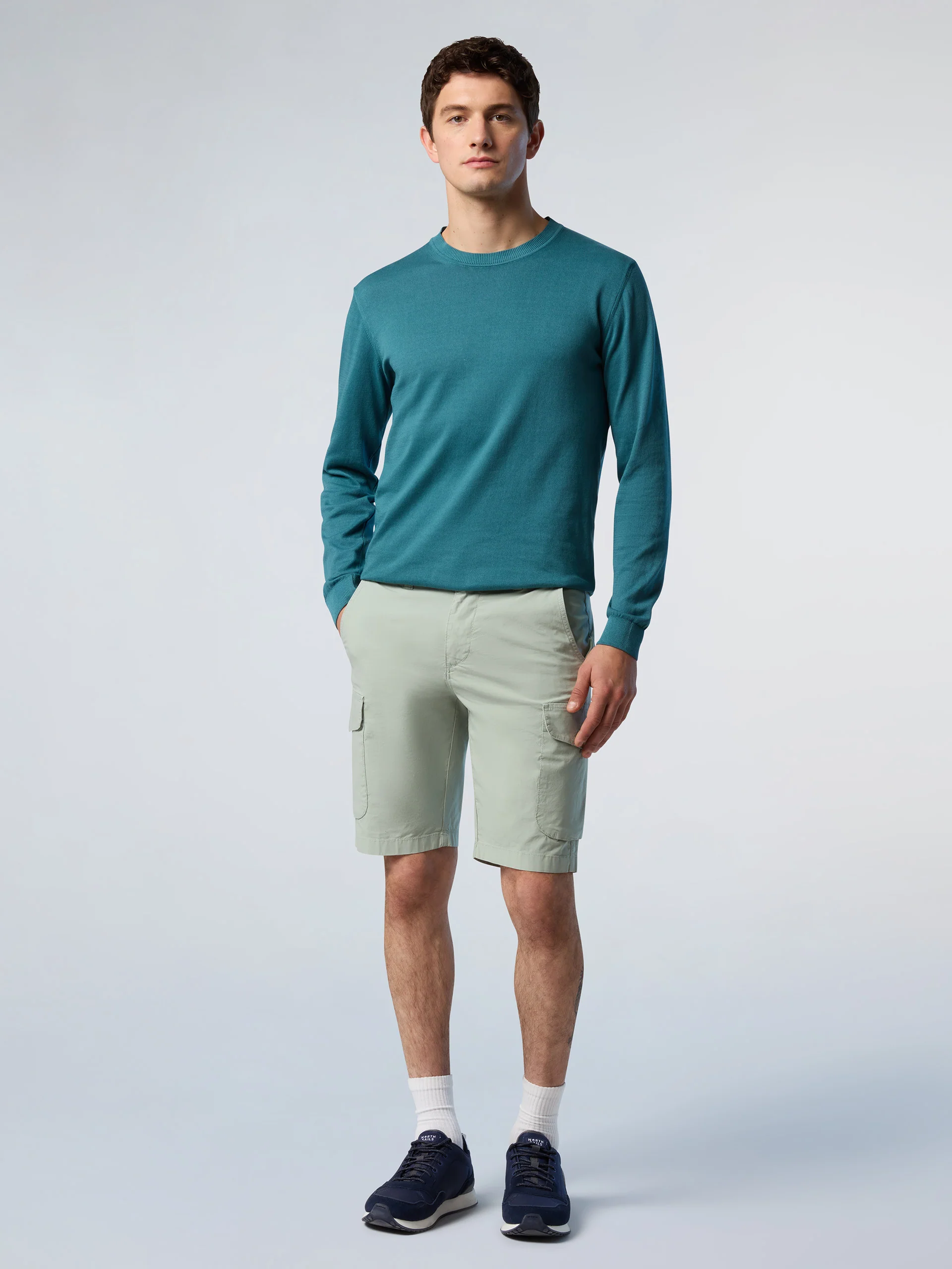 Crew-neck sweater with logo label - Image 17