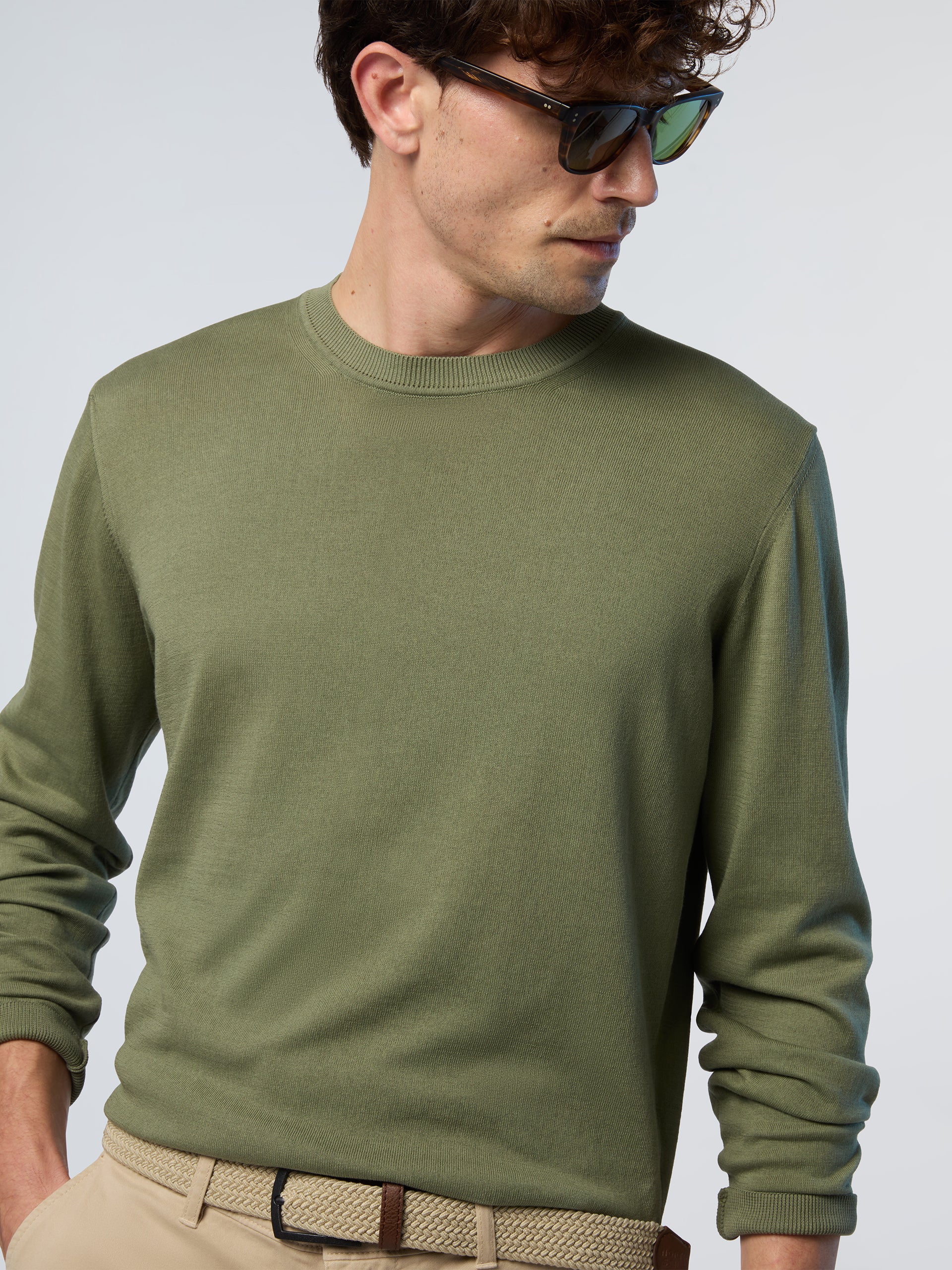 Crew-neck sweater with logo label - Image 8