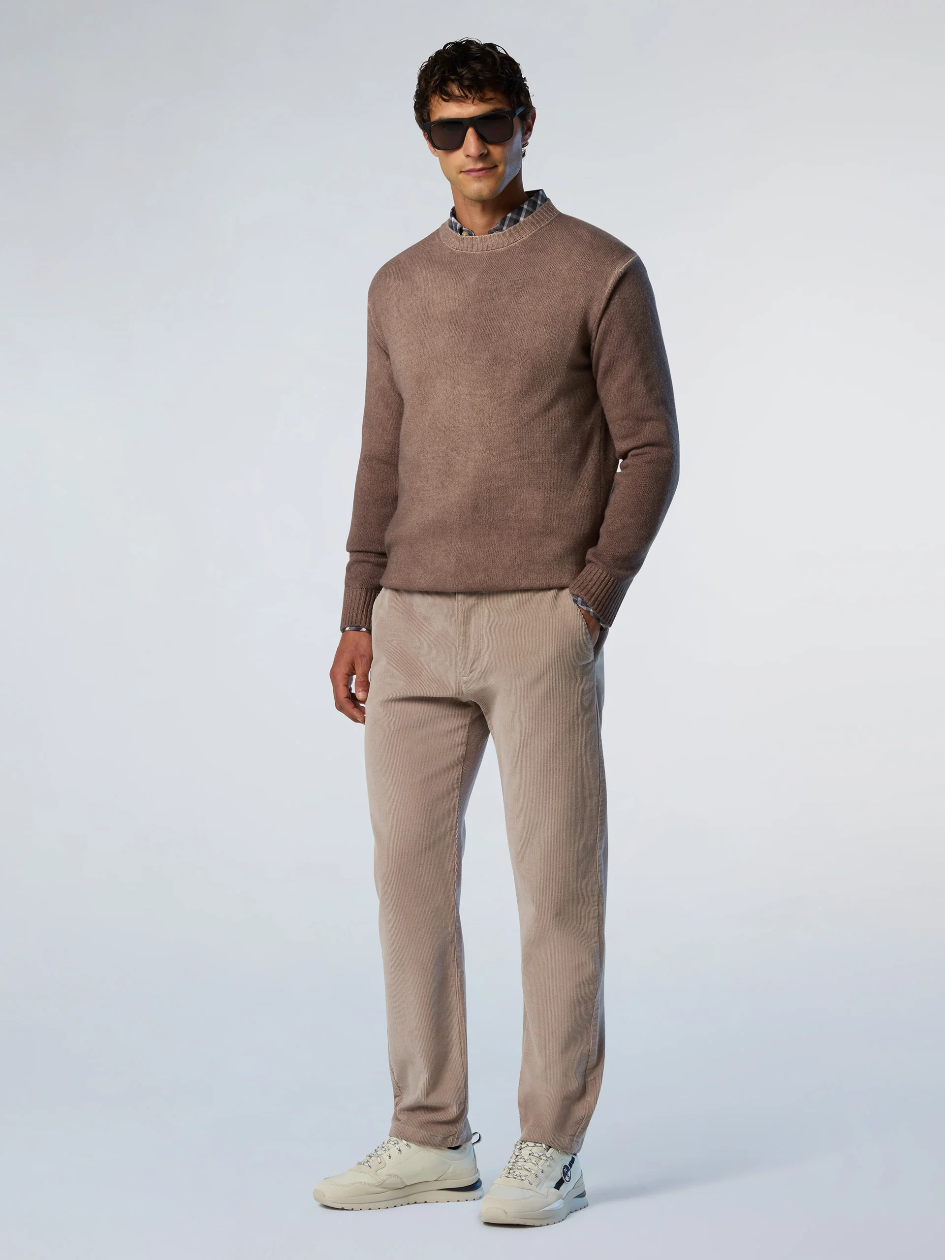 Faded crew-neck sweater - Image 5