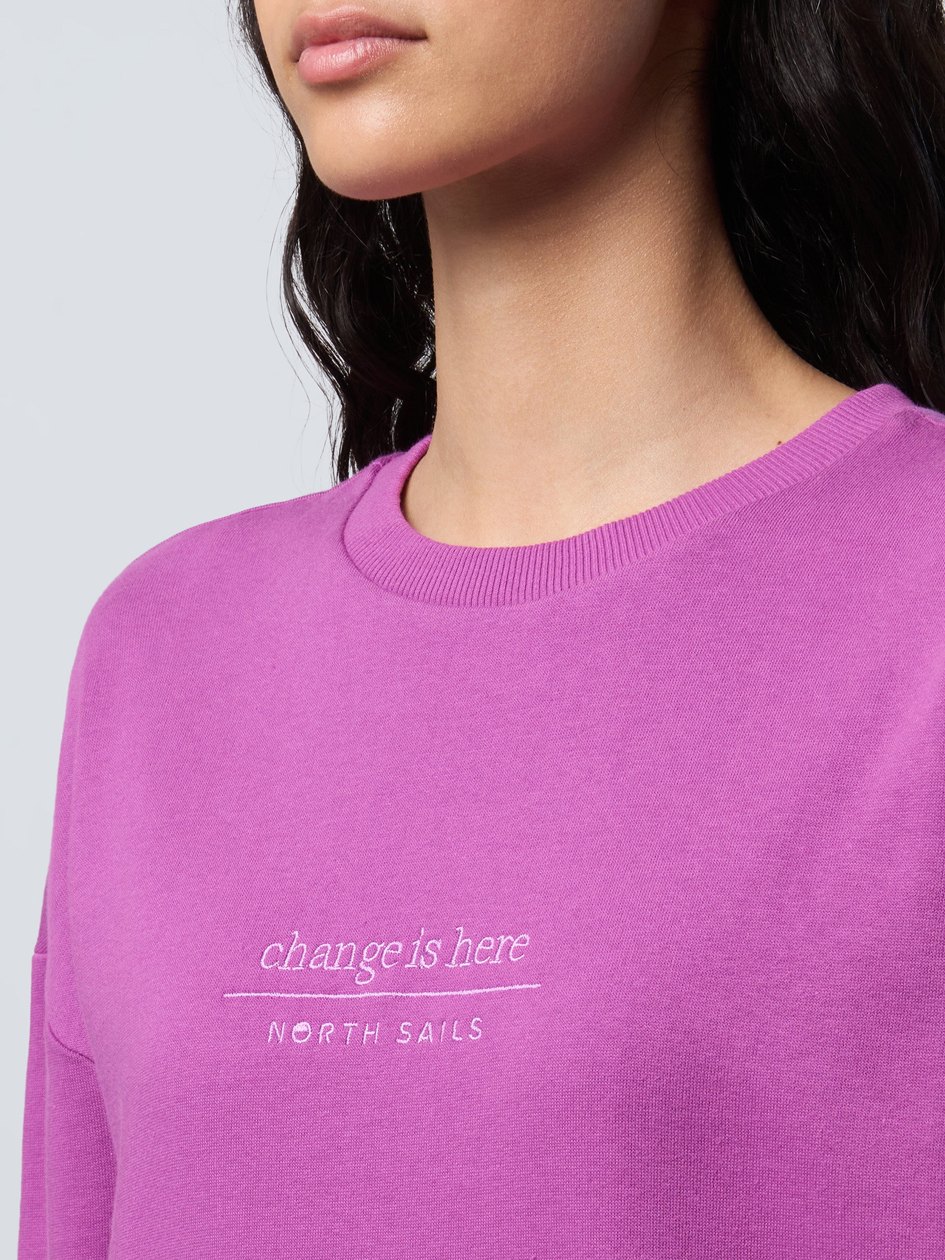 Crew-neck slogan sweatshirt - Image 13