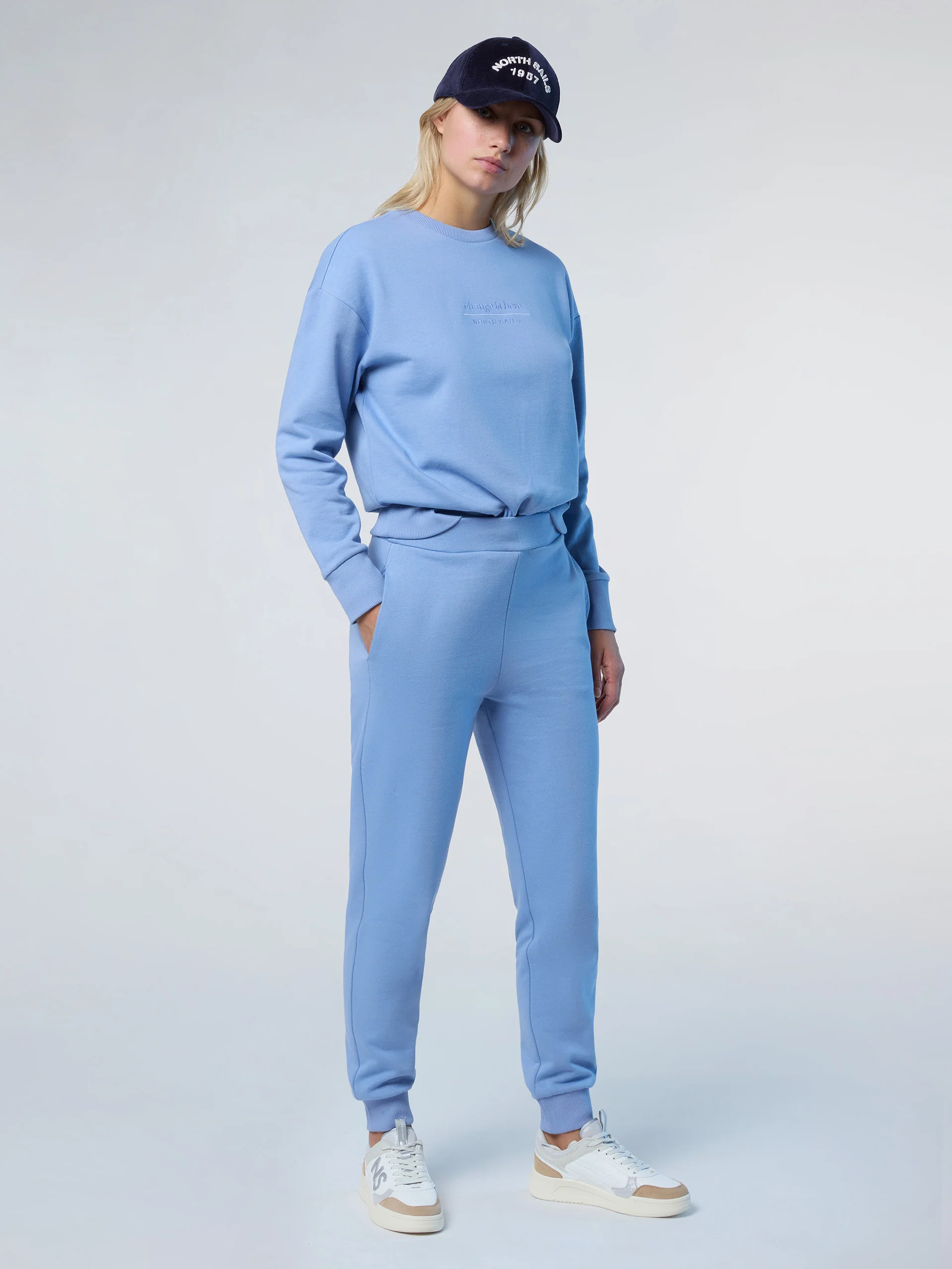 Crew-neck slogan sweatshirt - Image 19