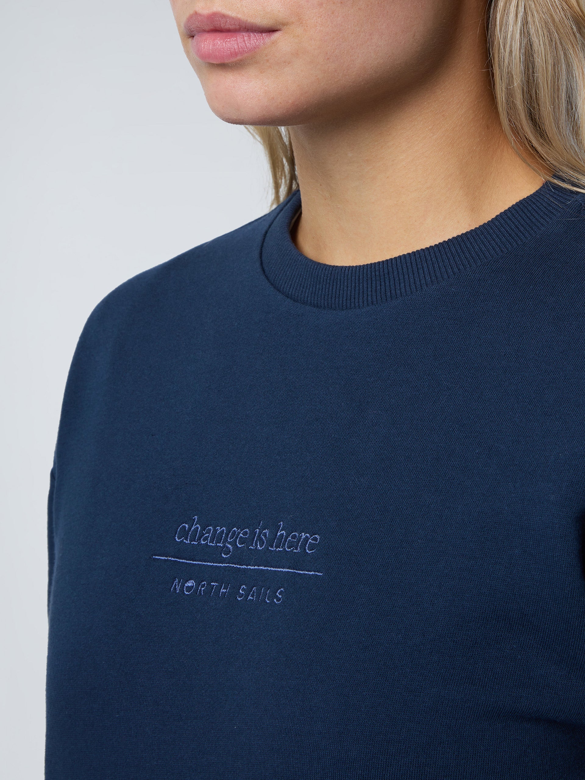 Crew-neck slogan sweatshirt - Image 27