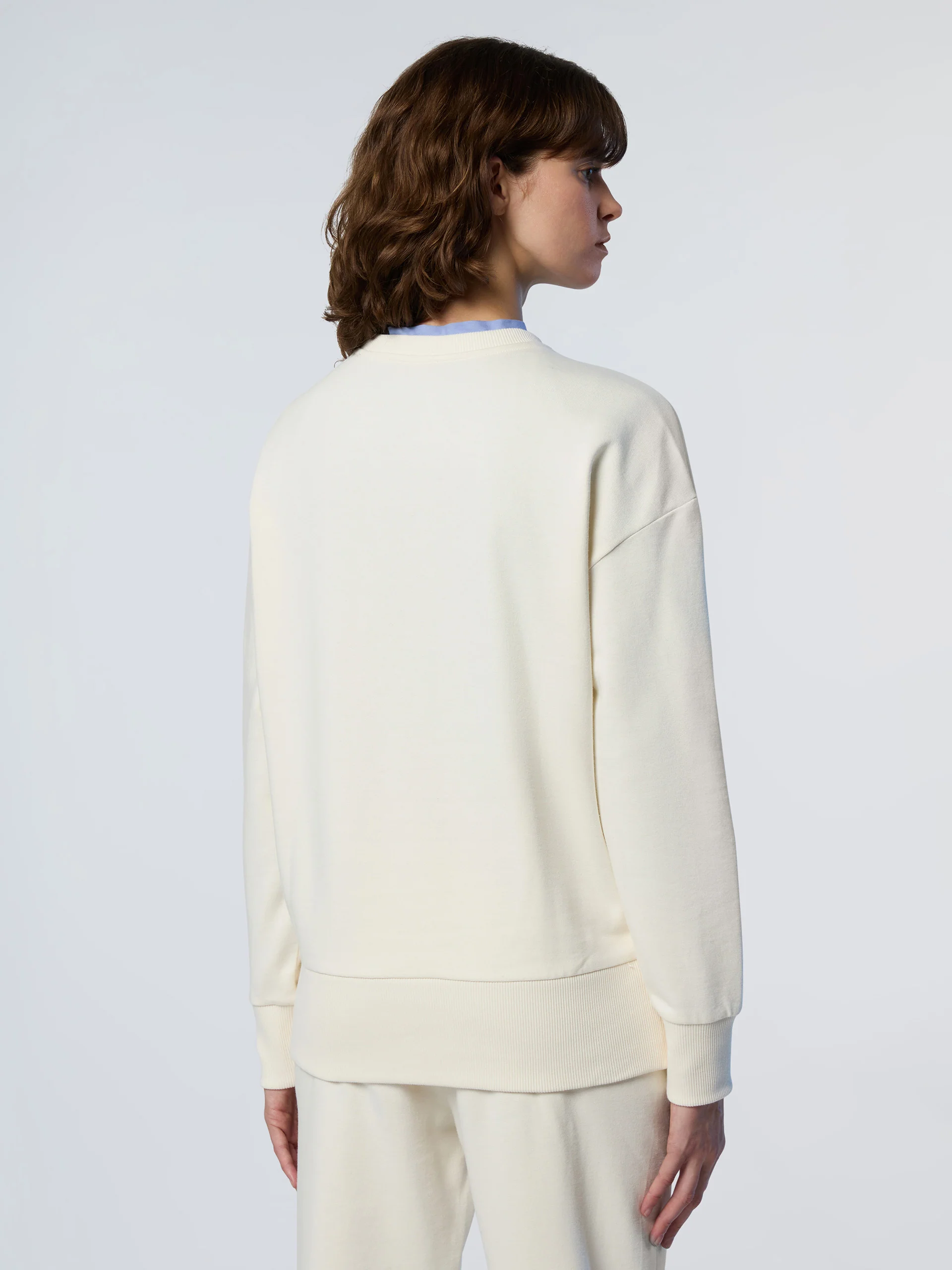 Crew-neck slogan sweatshirt - Image 4
