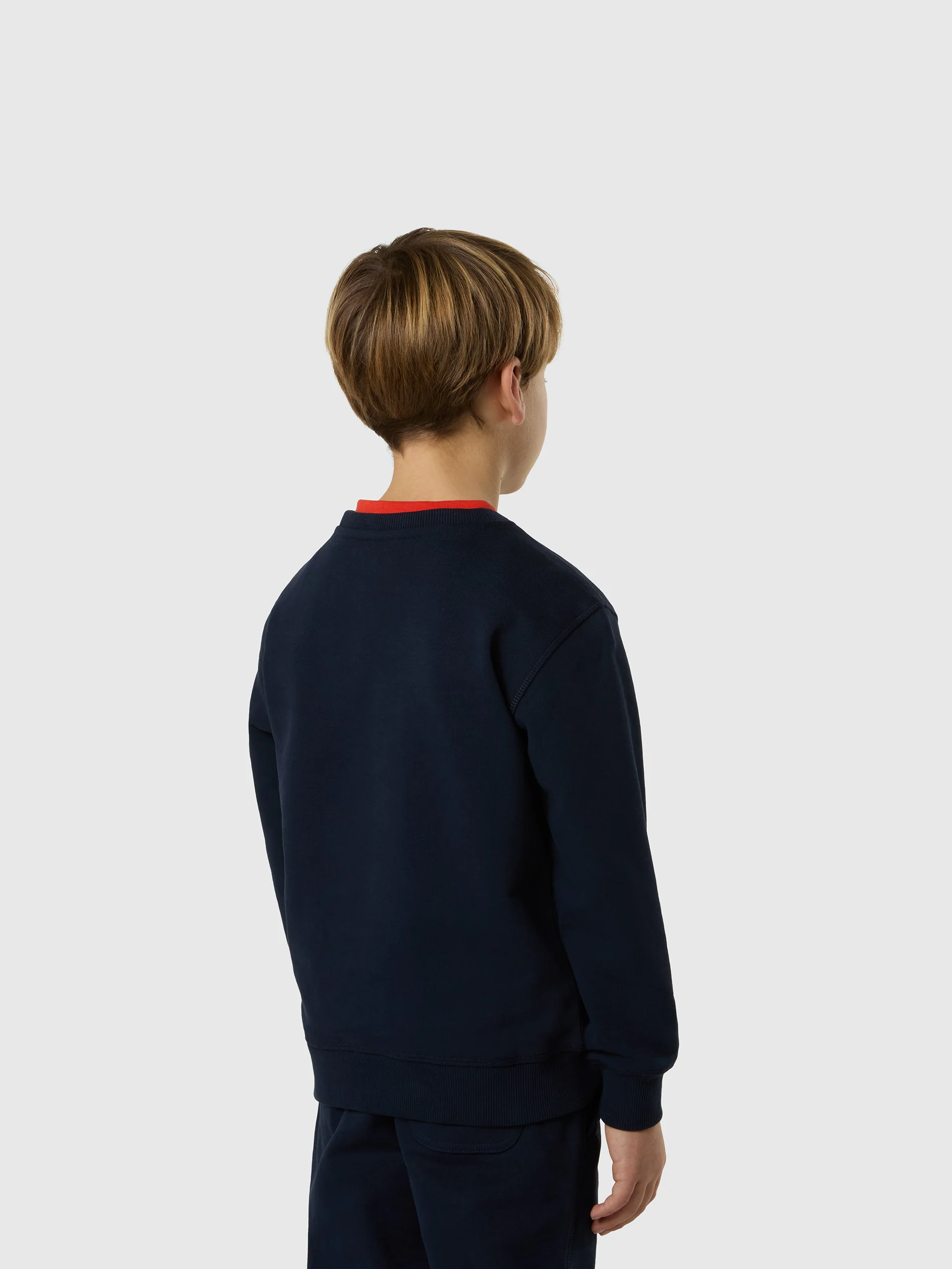 Sweatshirt with logo patch - Image 10