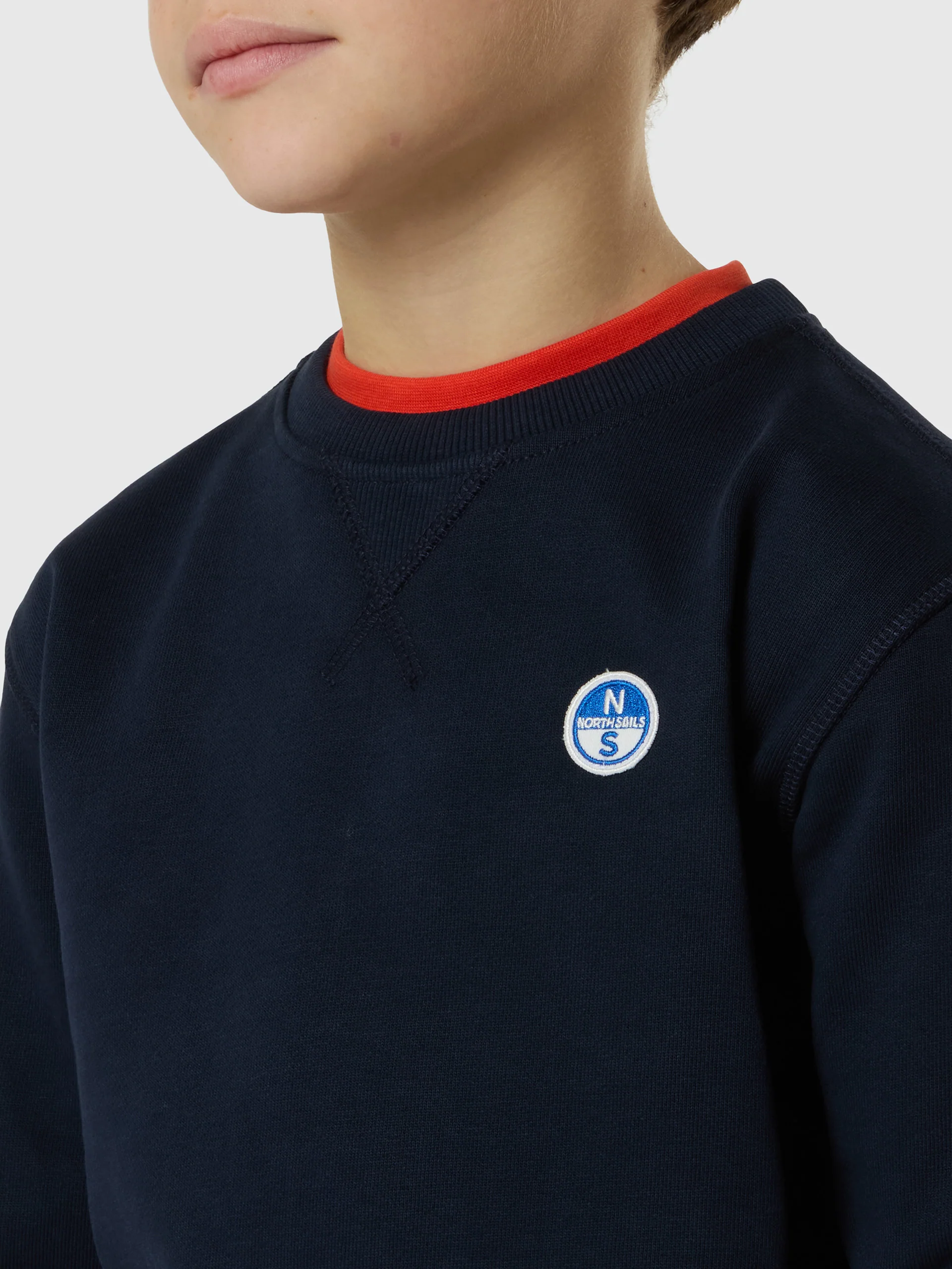 Sweatshirt with logo patch - Image 12