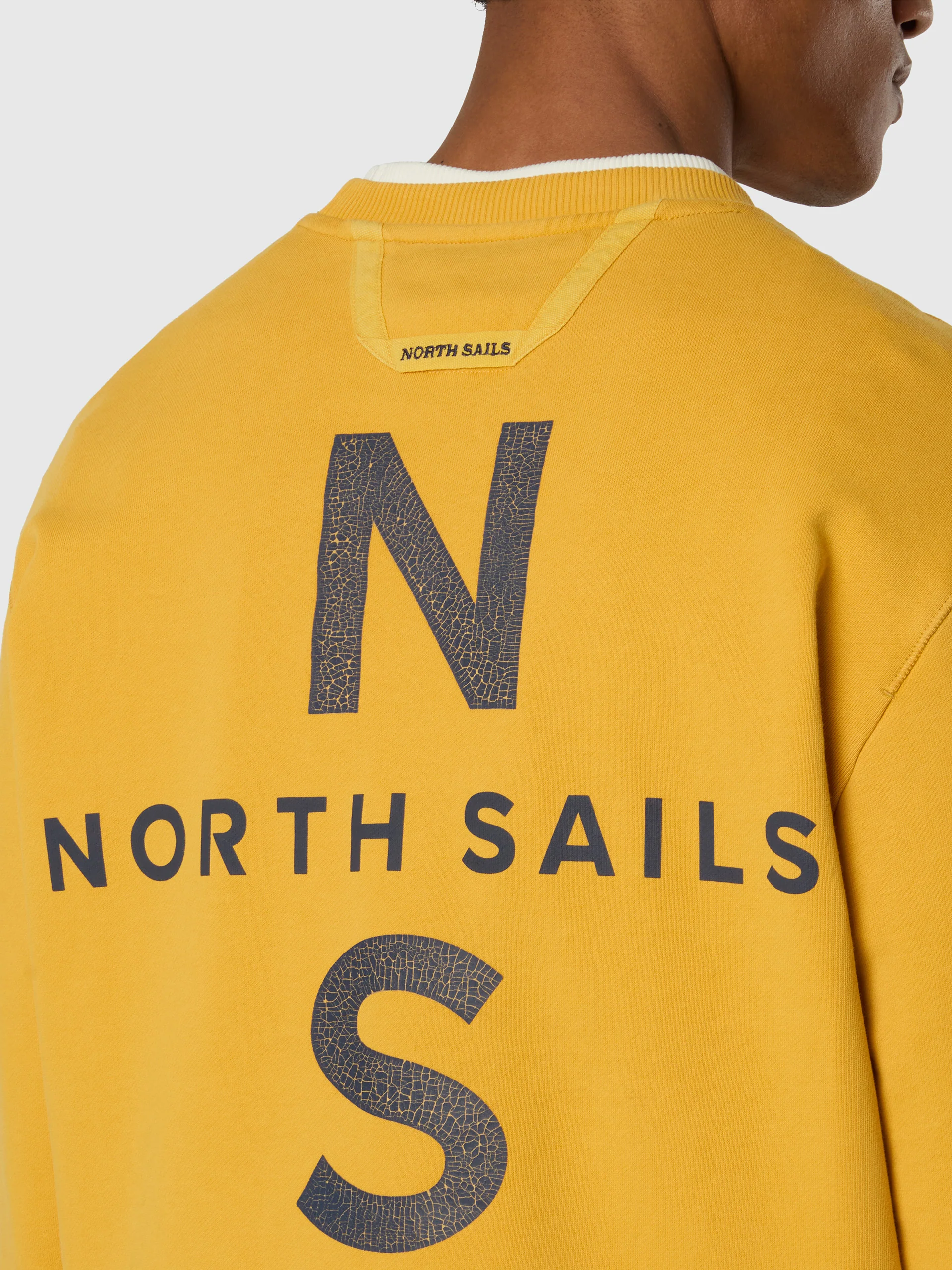 Archive sweatshirt with maxi print - Image 16