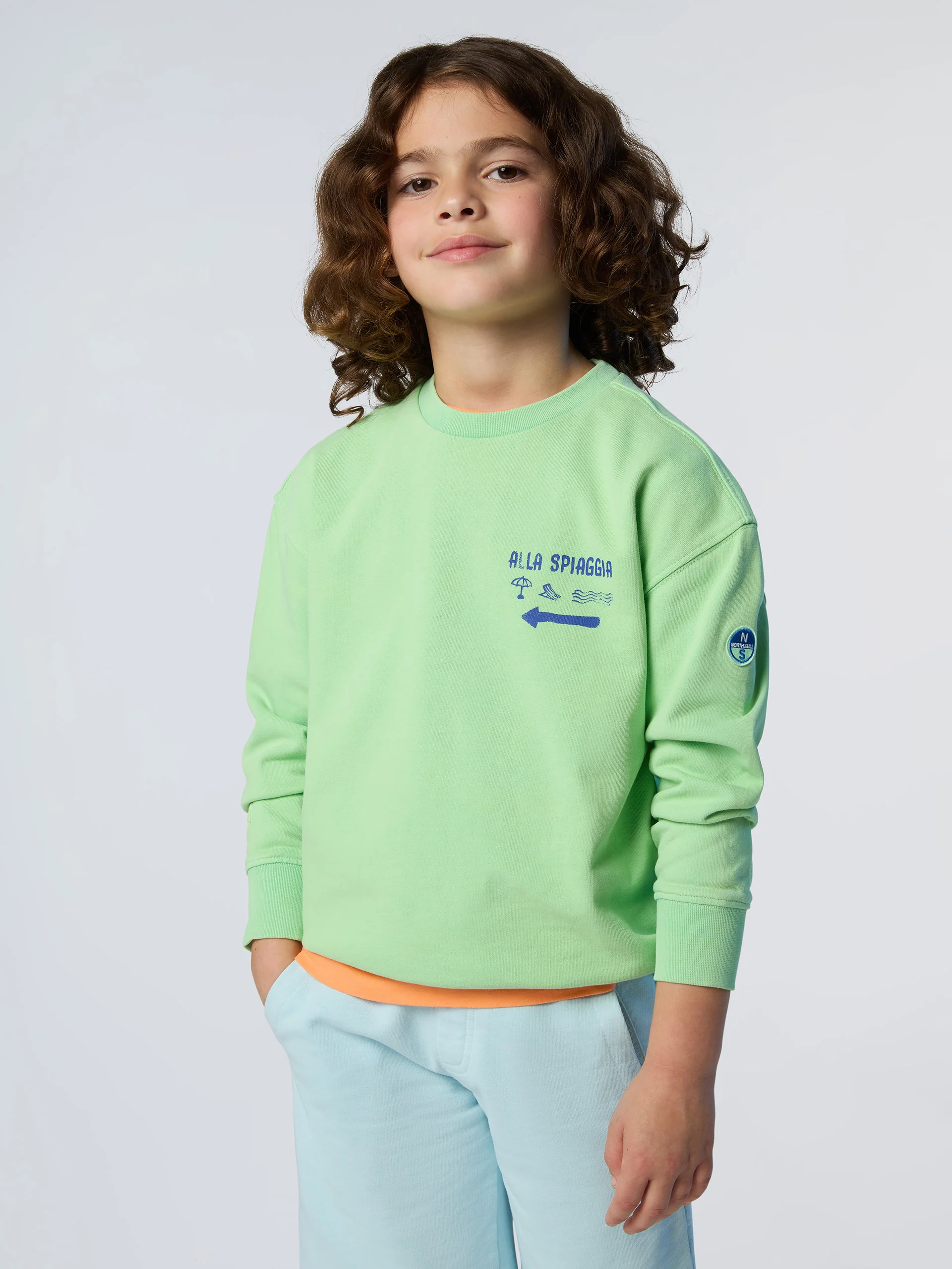 Sweatshirt with beach print - Image 11