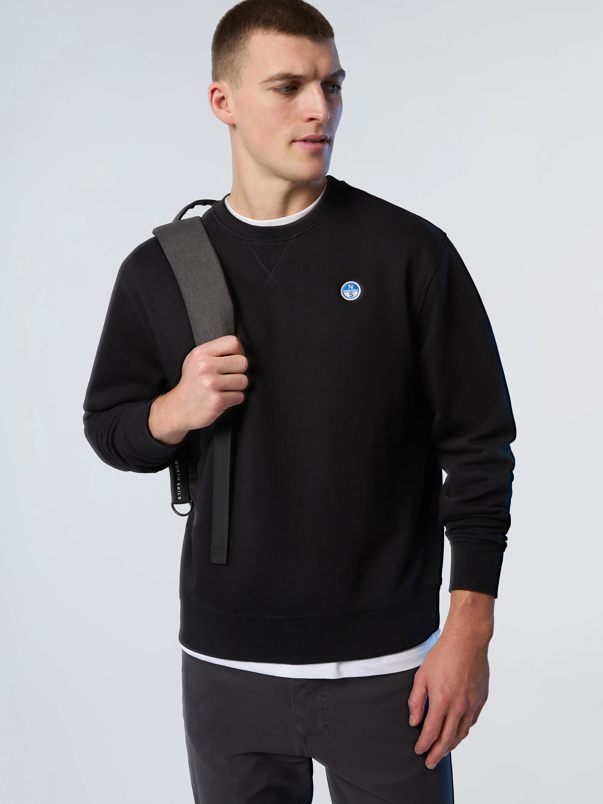 Sweatshirt with North Sails patch - Image 32