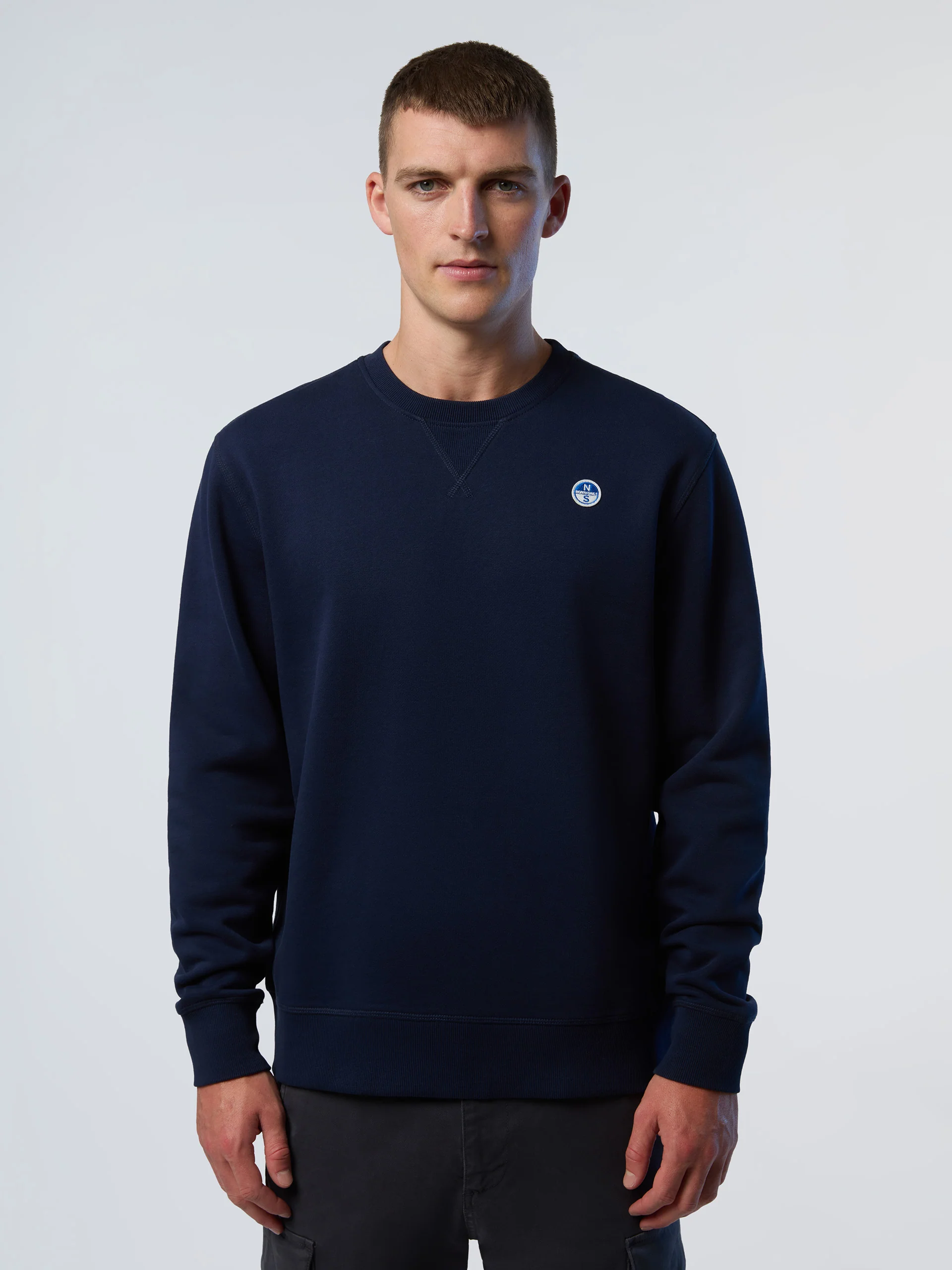 Sweatshirt with logo patch - Image 25