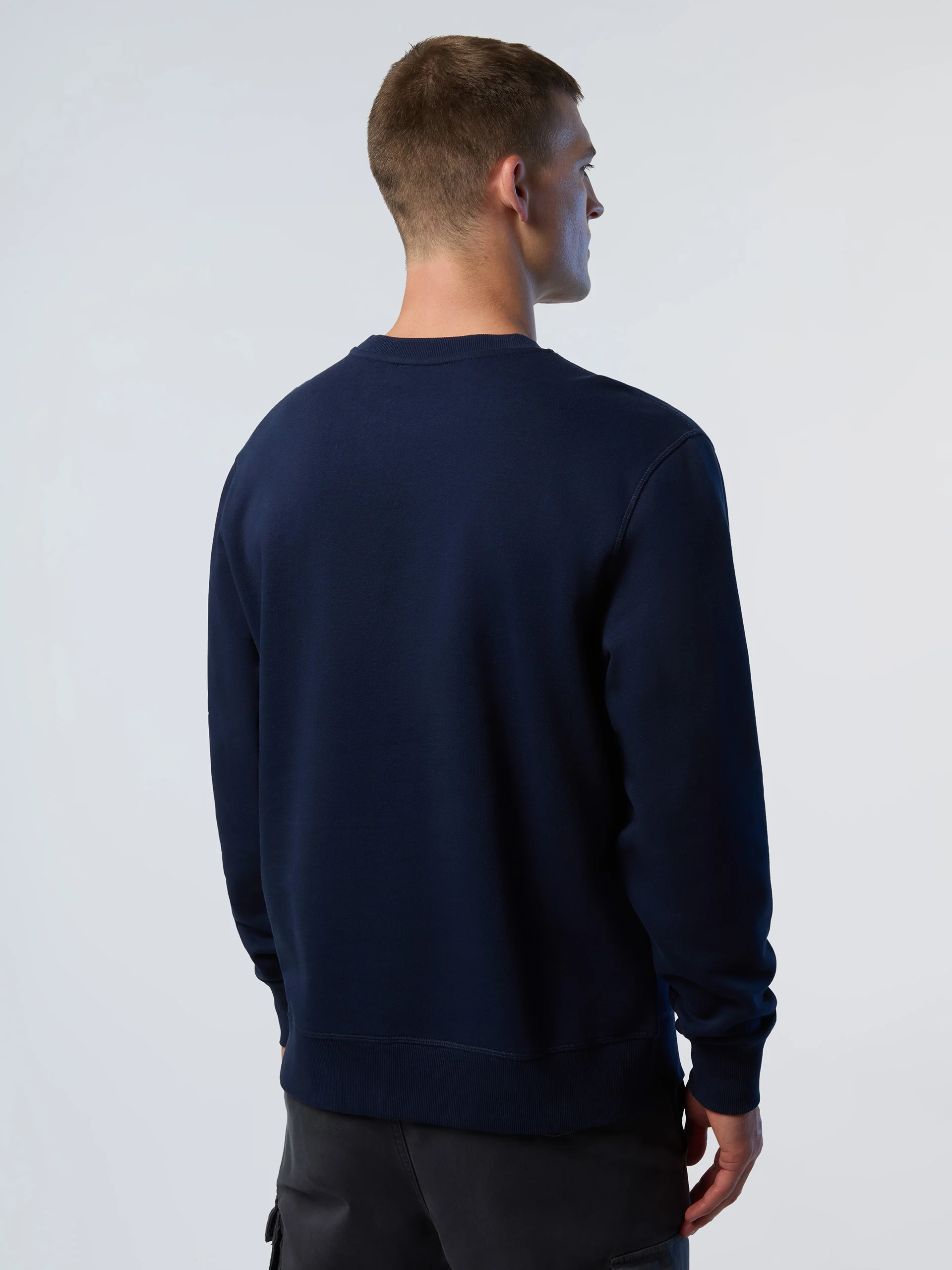 Sweatshirt with logo patch - Image 28