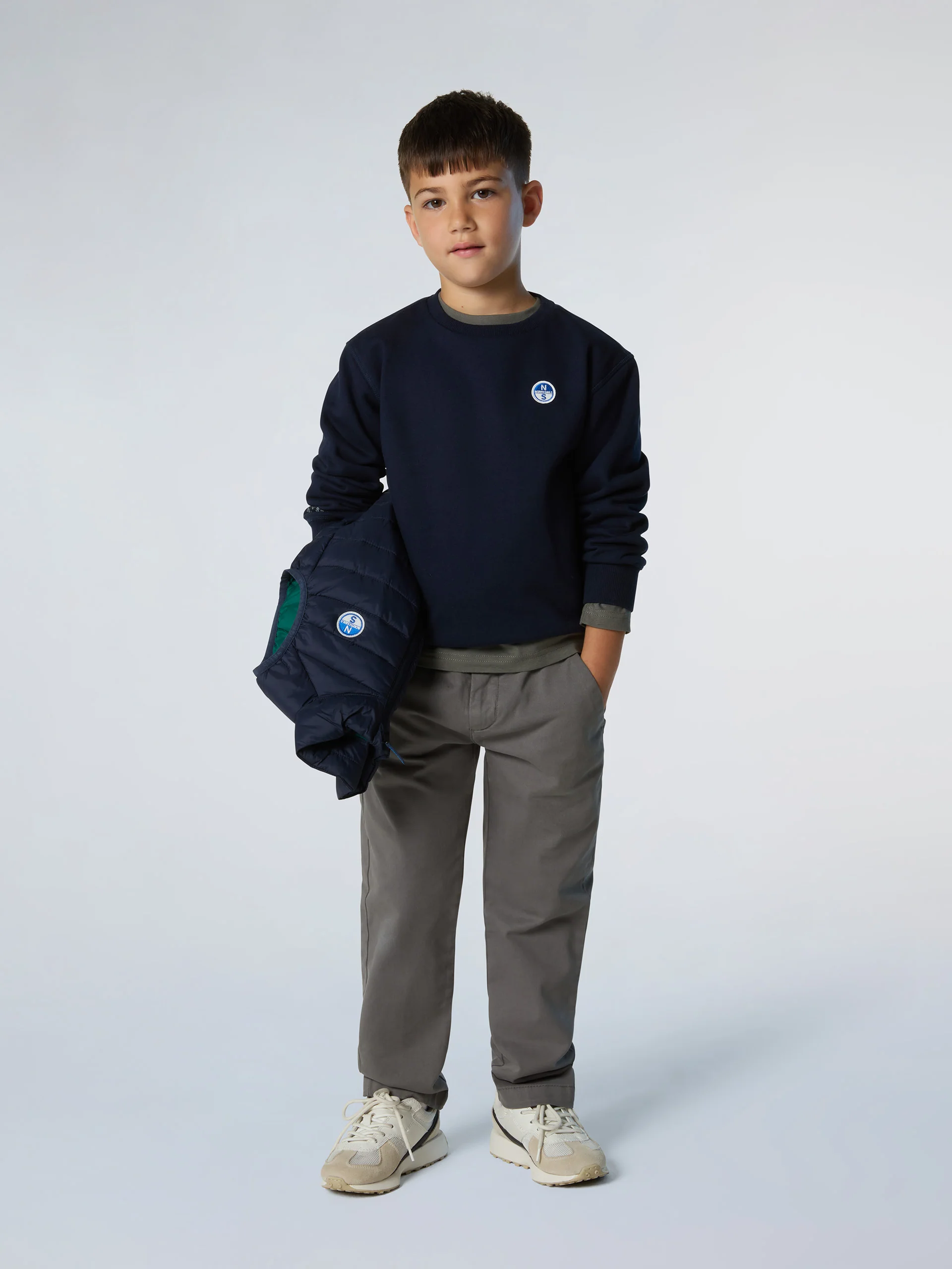Sweatshirt with logo patch - Image 18
