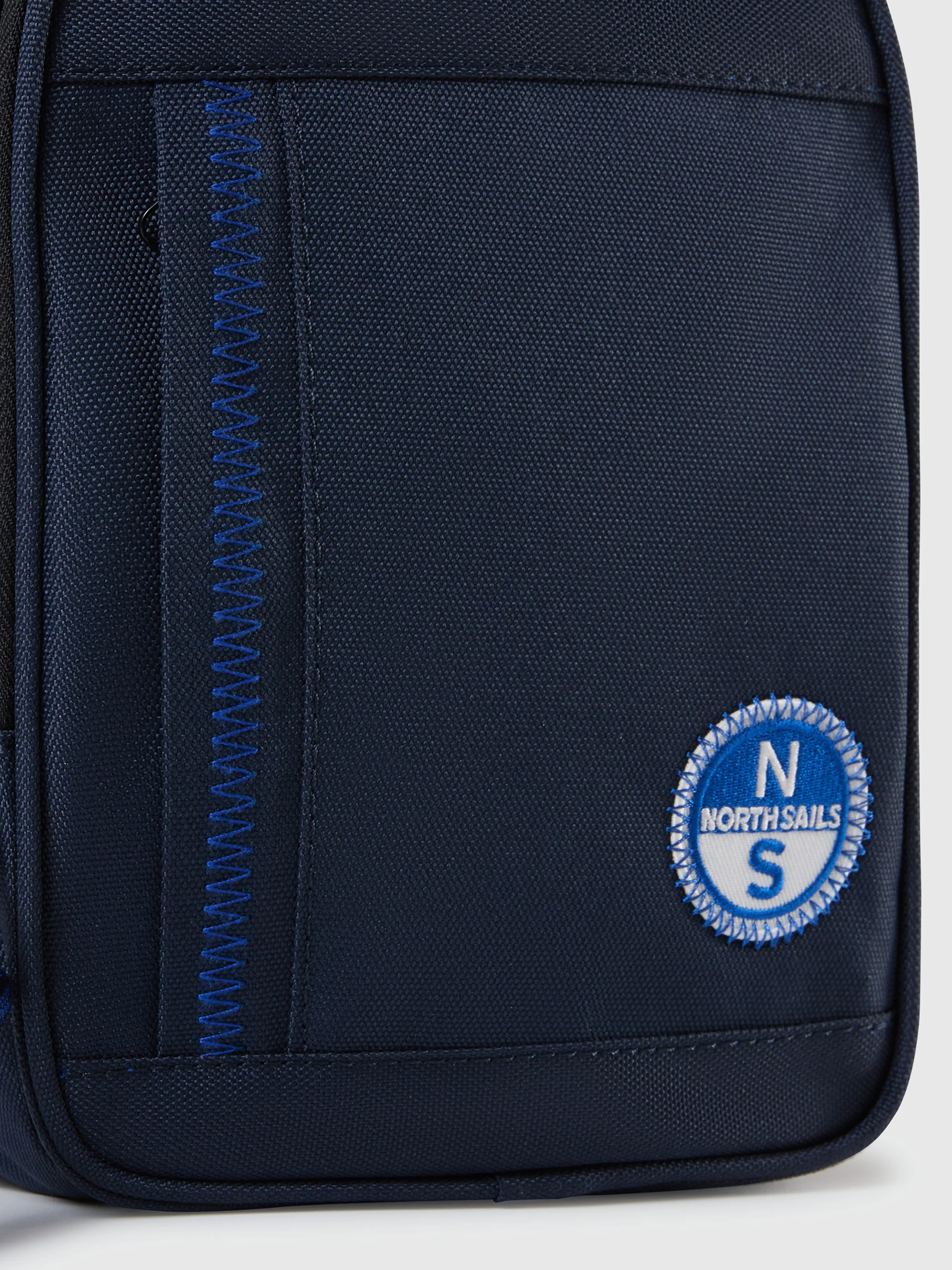 Waterproof canvas crossbody bag - Image 3