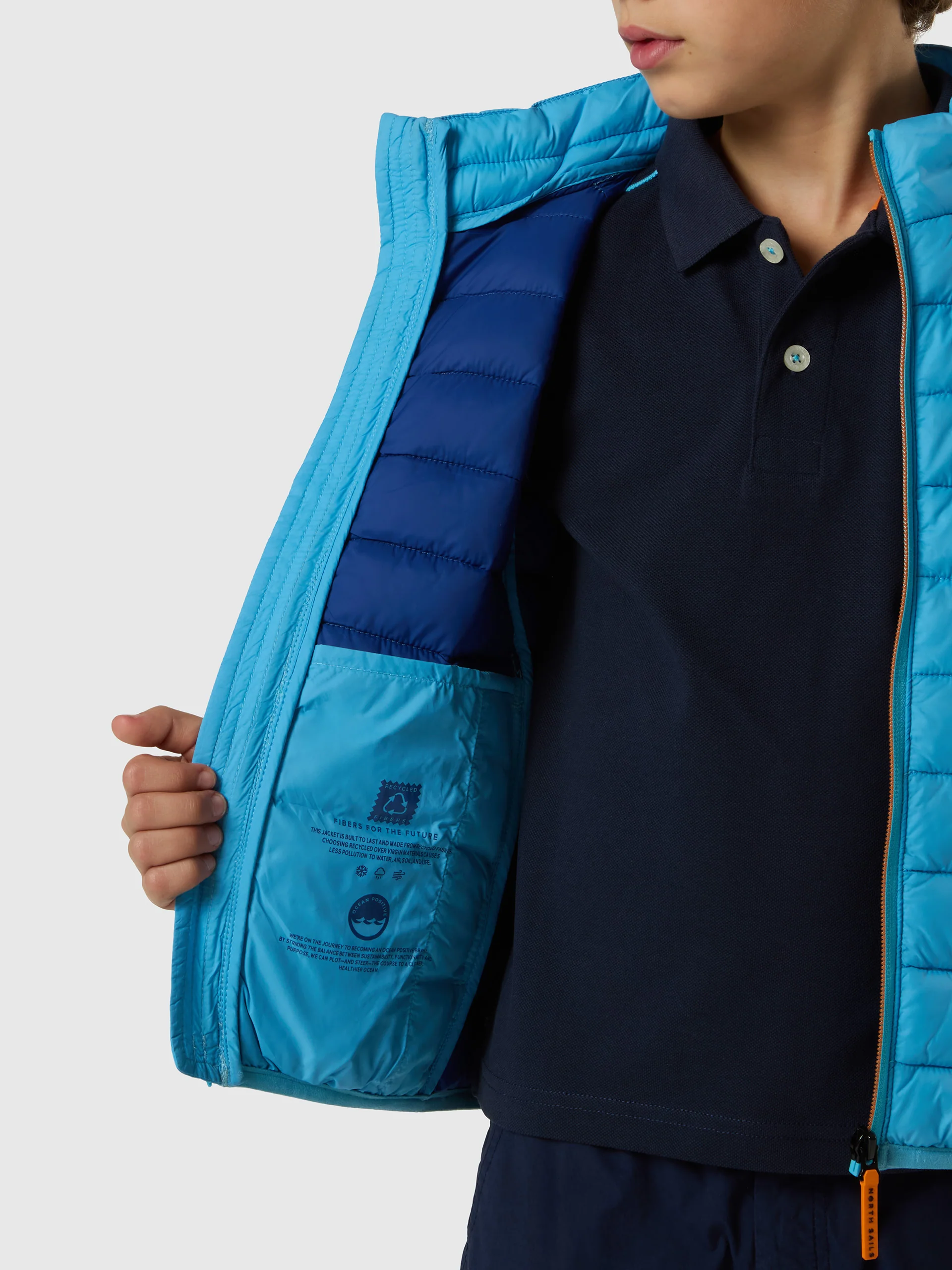 Explorer Vest - Image 14