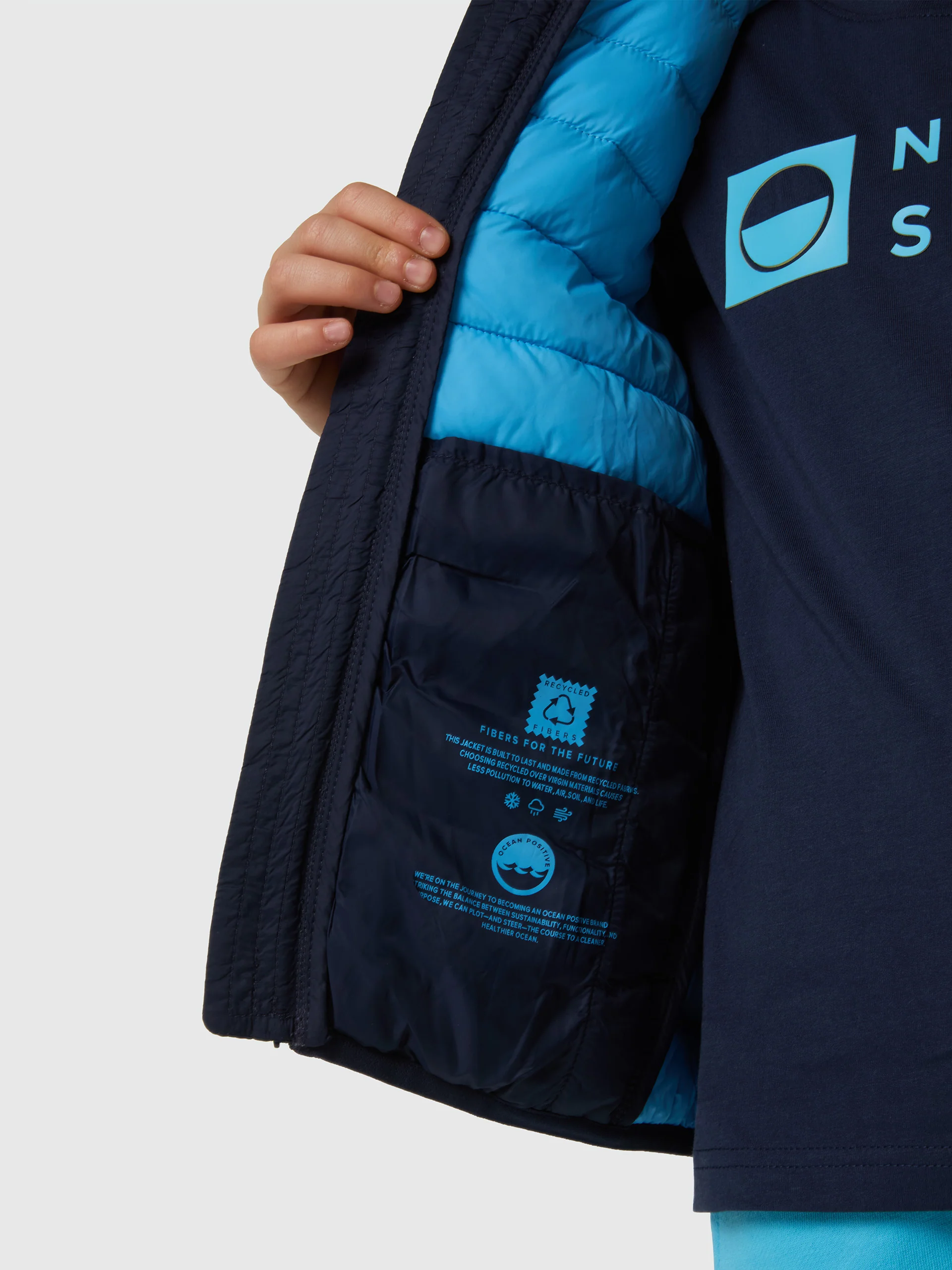 Explorer Vest - Image 21