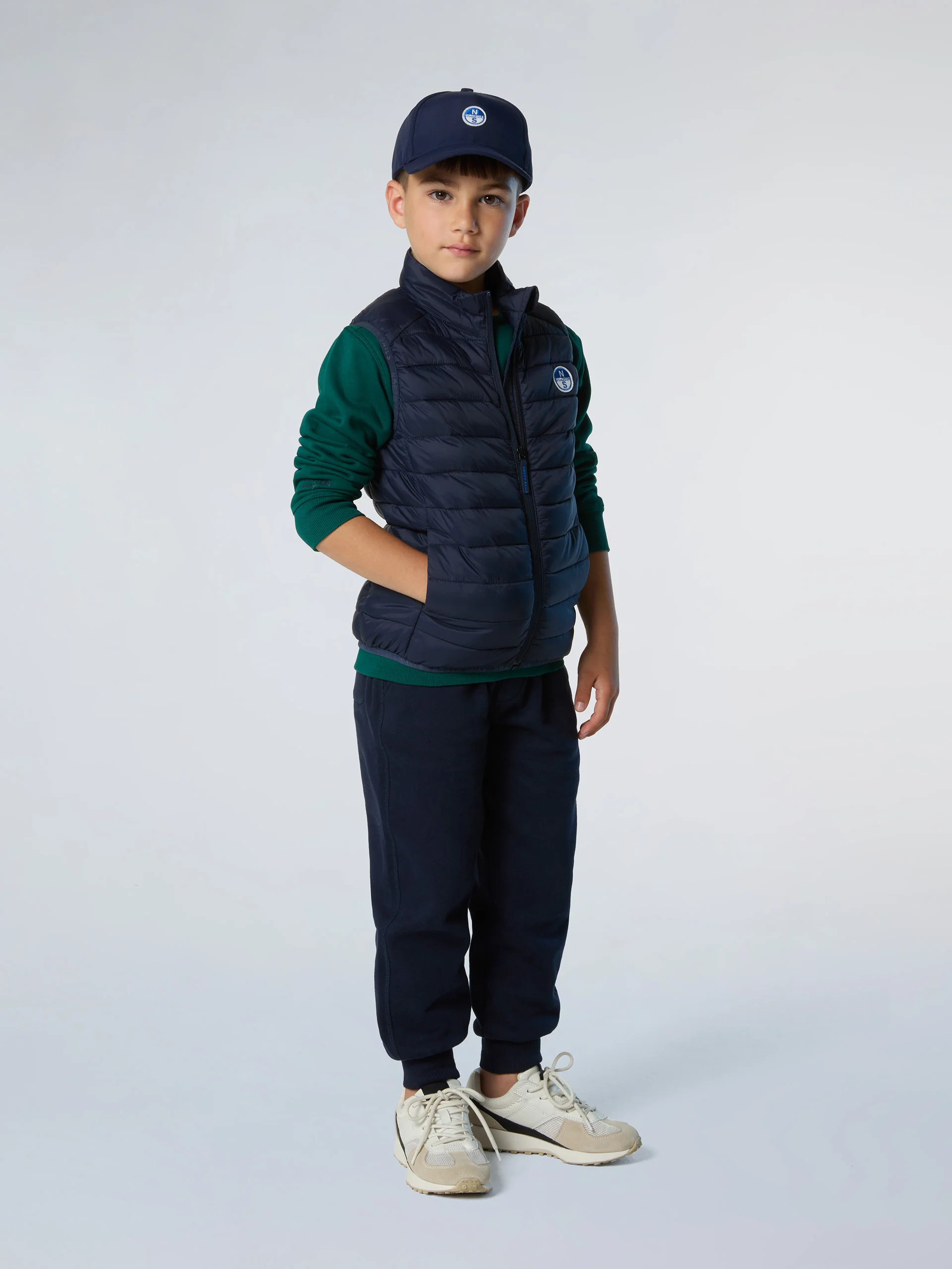 Explorer Vest - Image 12