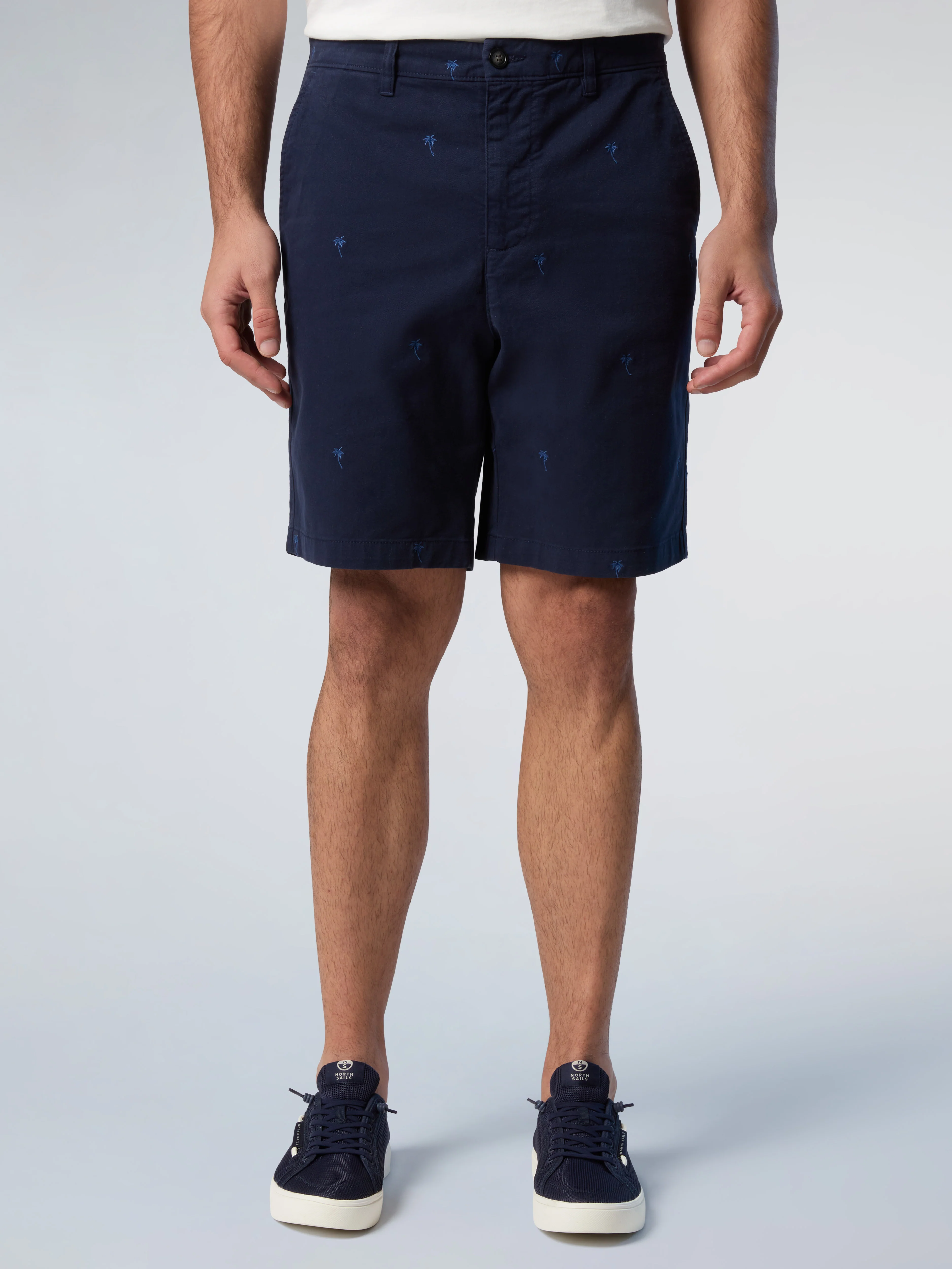 Freedom embroidered chino shorts - Image 6