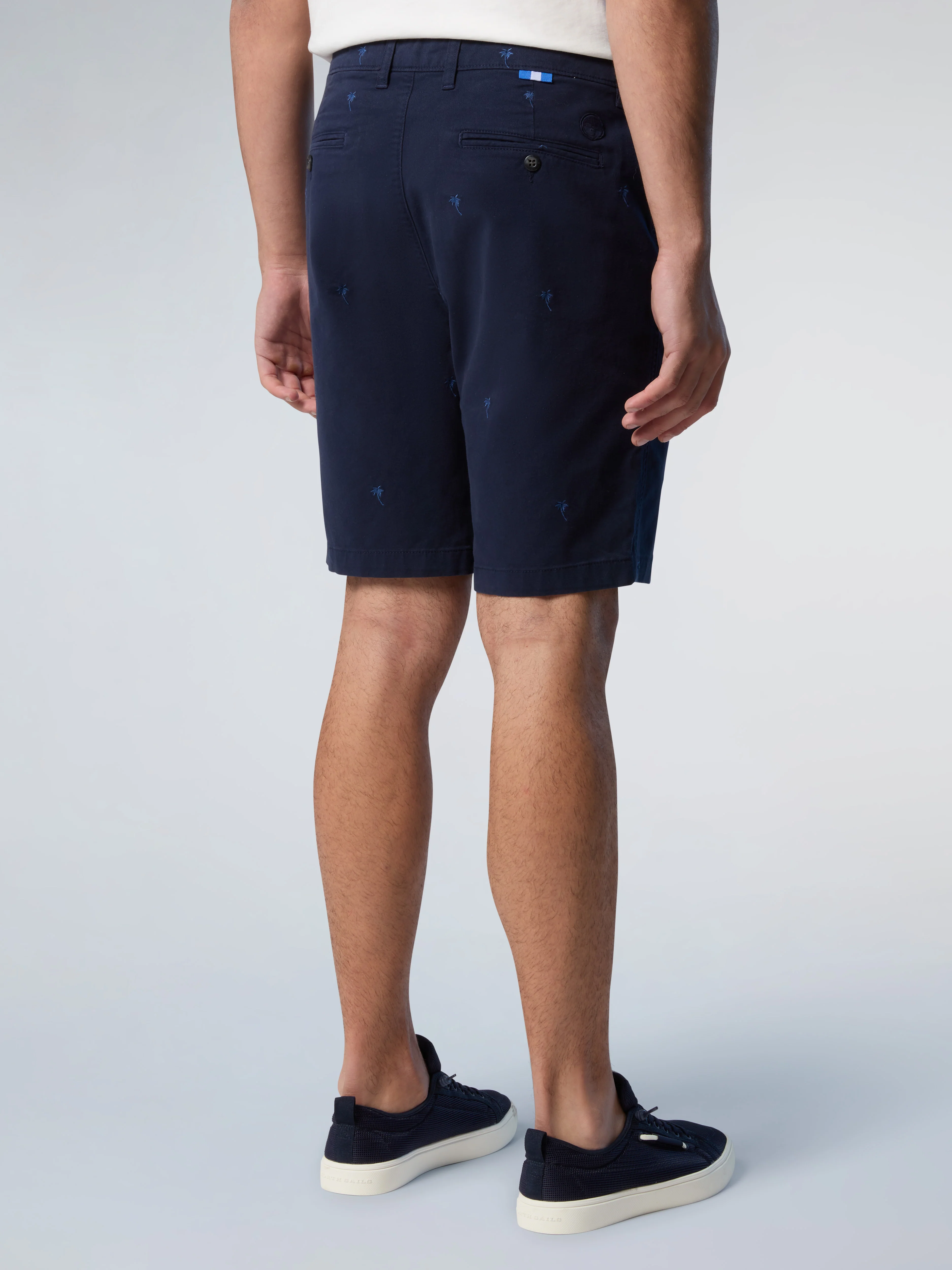 Freedom embroidered chino shorts - Image 9