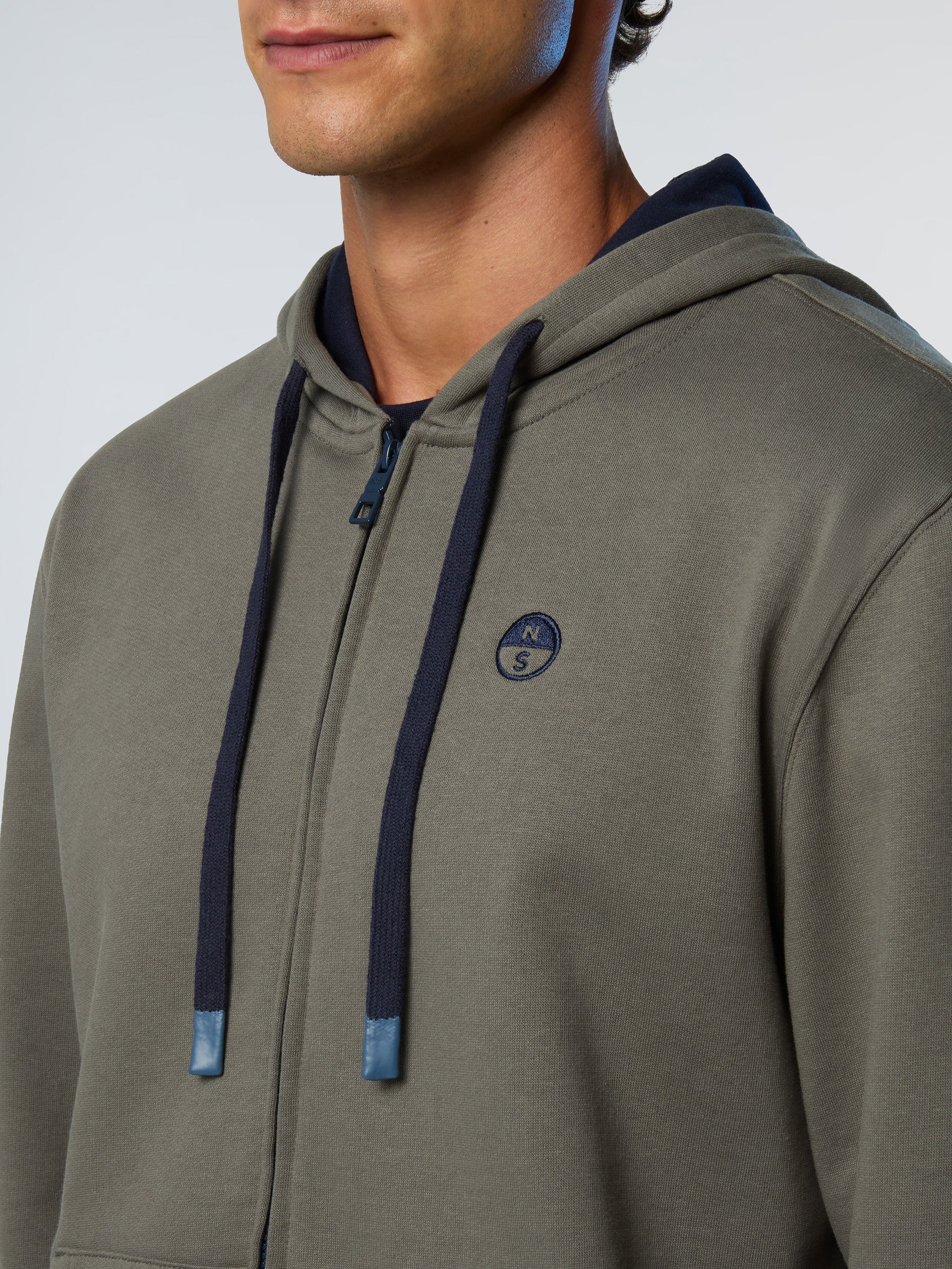 Full-zip hoodie with embroidered logo - Image 26