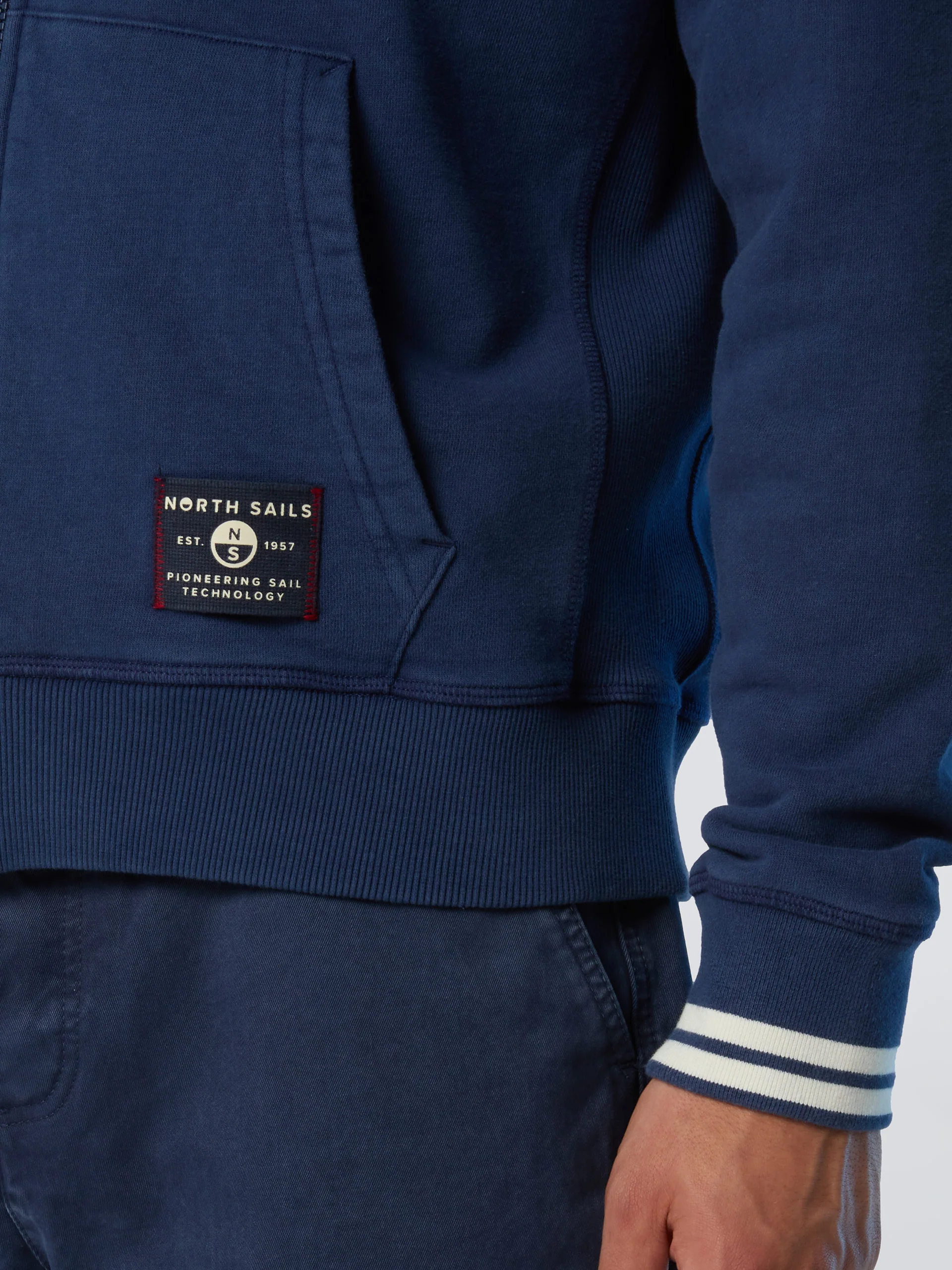 Archival full-zip hoodie - Image 9